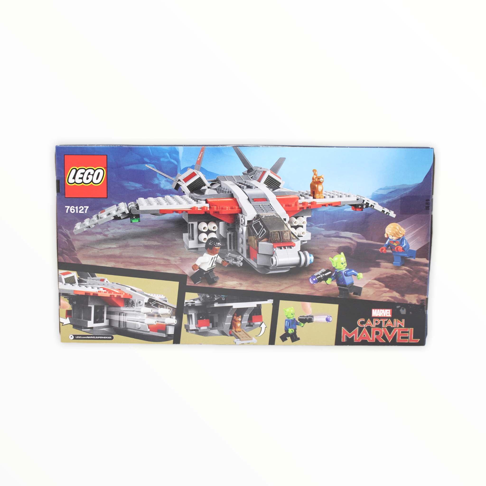Retired Set 76127 Captain Marvel and The Skrull Attack