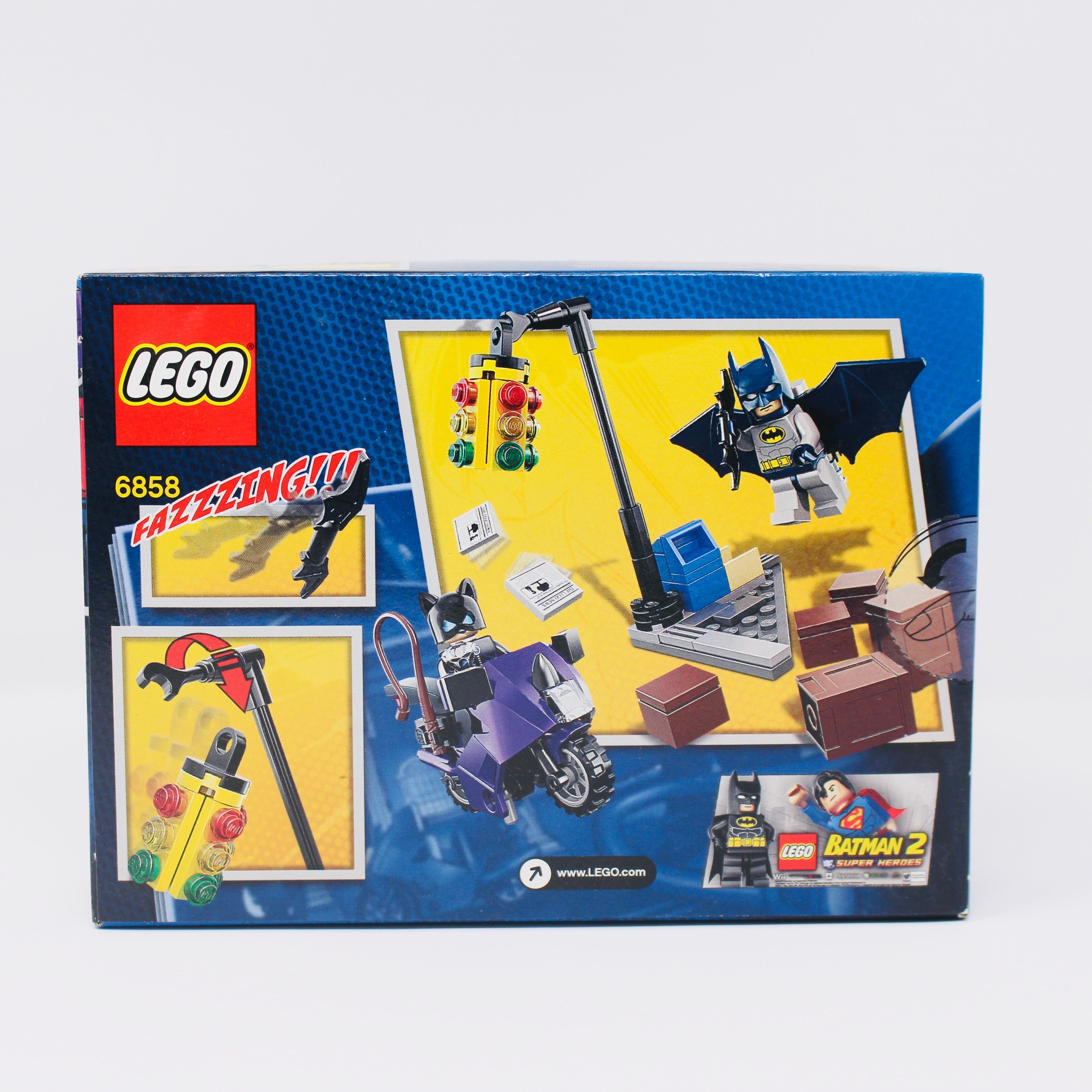 Retired Set 6858 DC Super Heroes Catwoman Catcycle City Chase