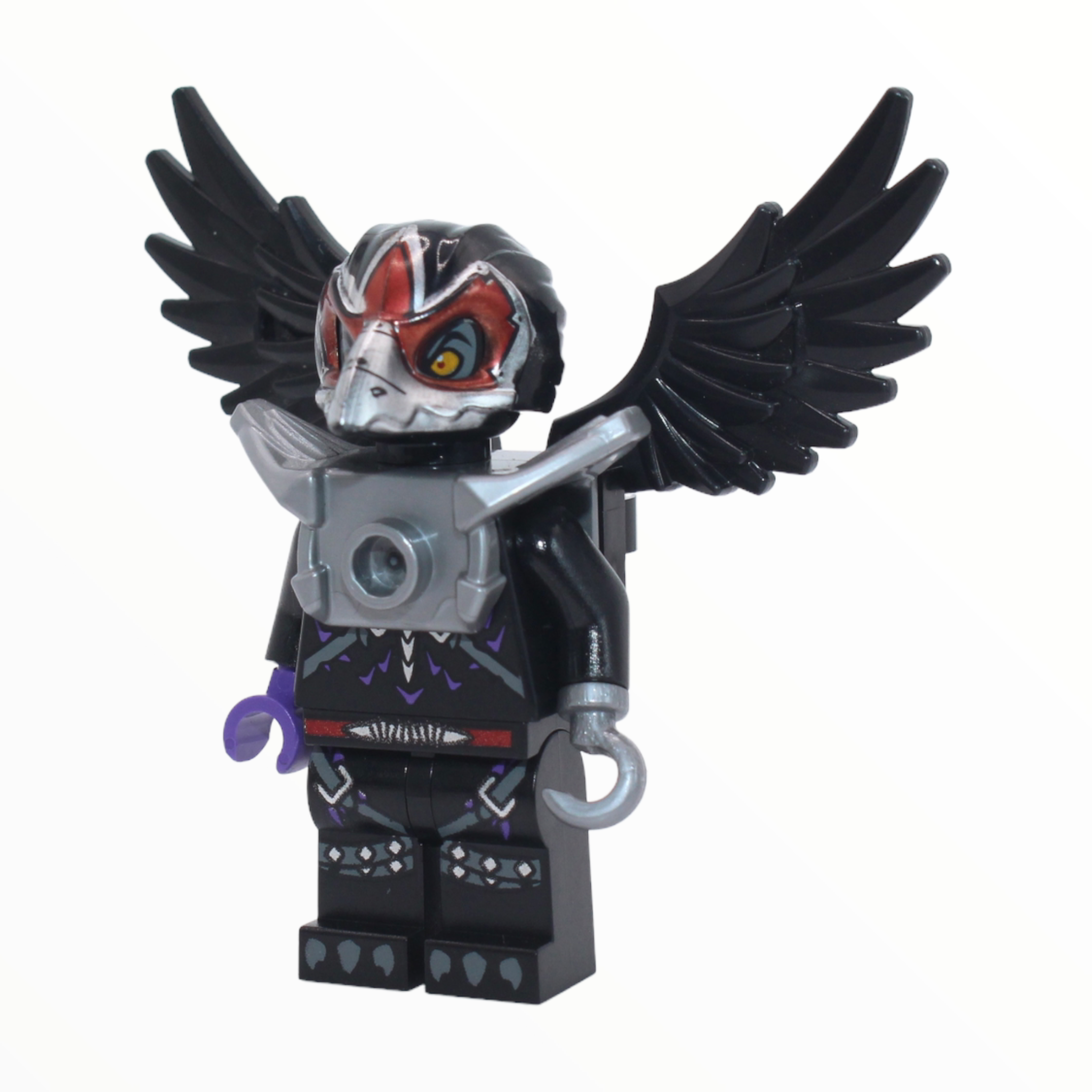 Razar (silver light armor, wings)