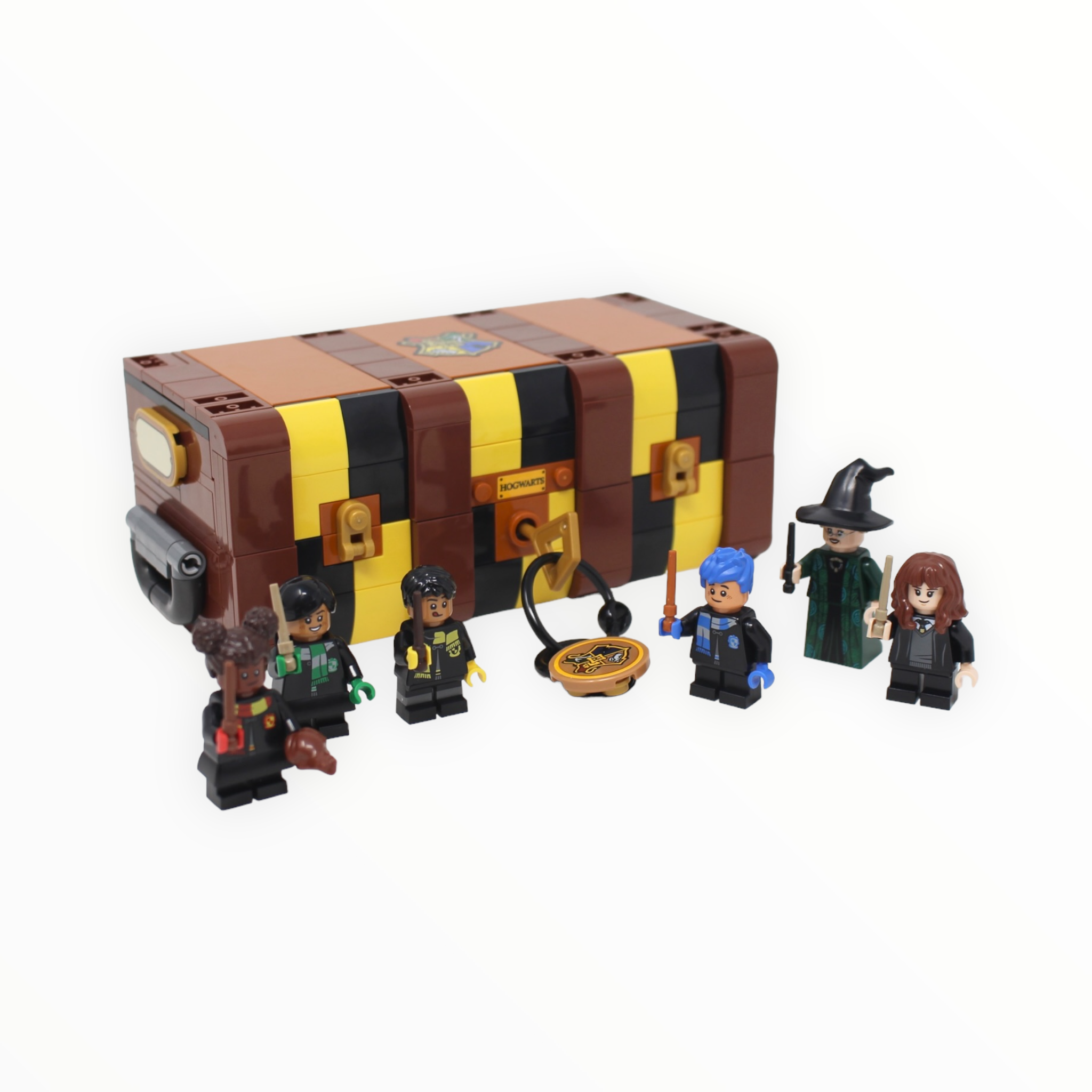 Used Set 76399 Harry Potter Hogwarts Magical Trunk
