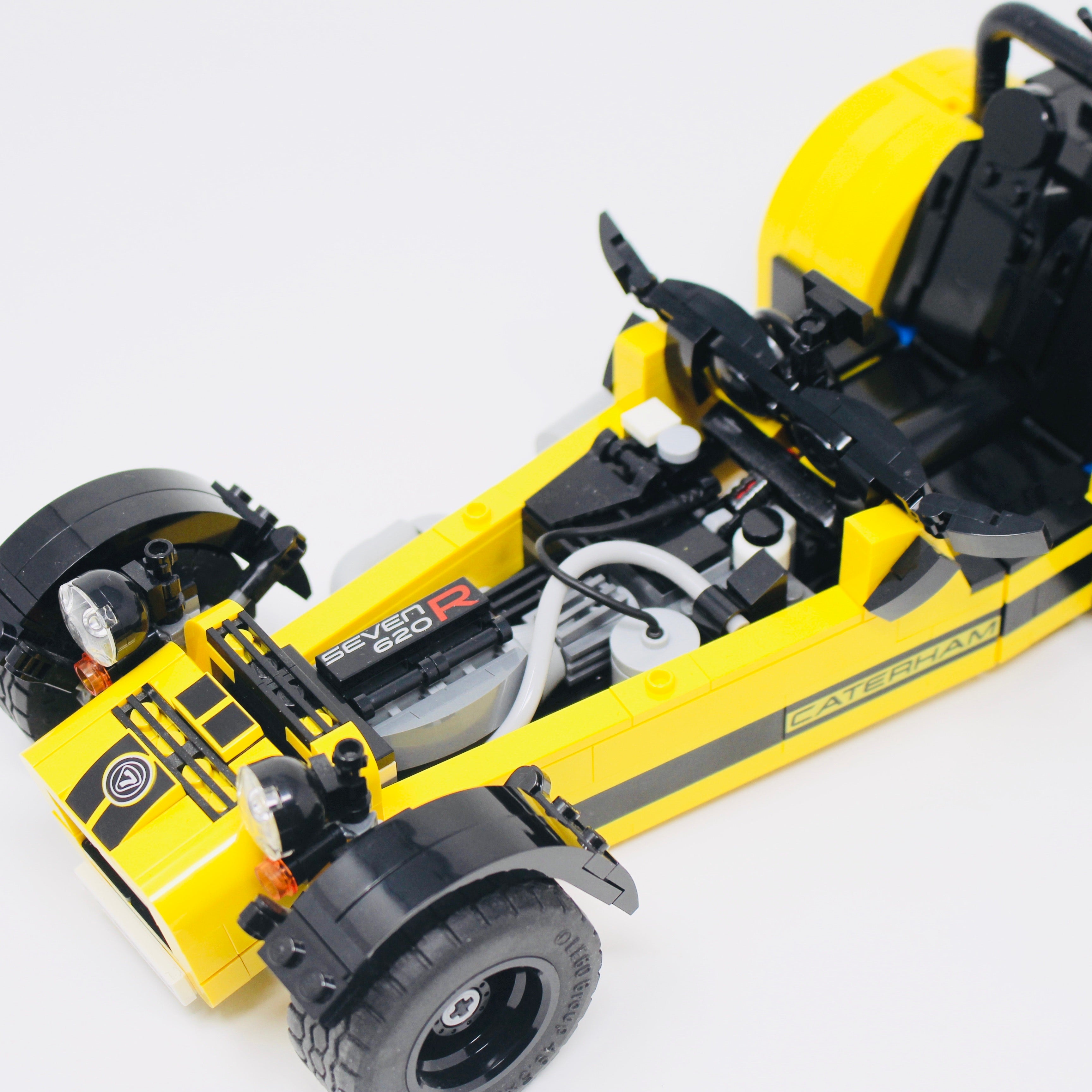 Used Set 21307 LEGO Ideas Caterham Seven 620R
