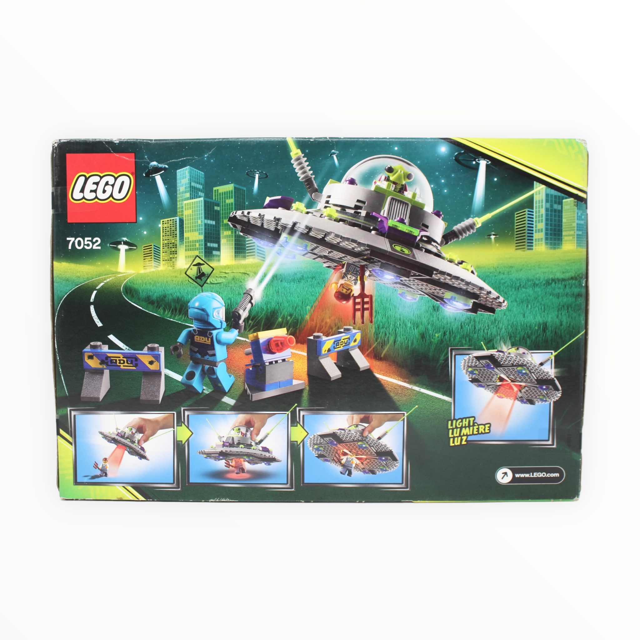 Retired Set 7052 Alien Conquest UFO Abduction
