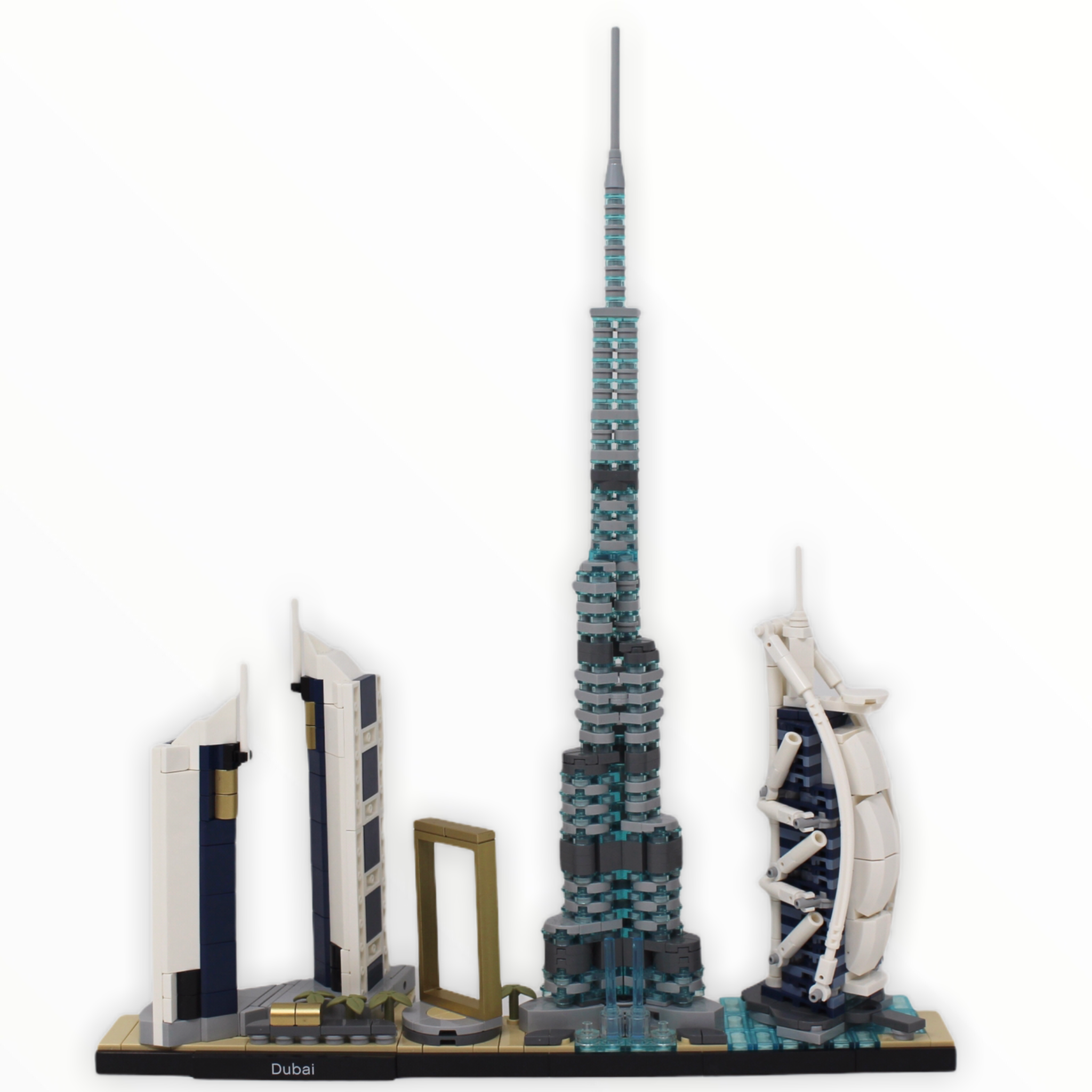 Used Set 21052 Architecture Dubai