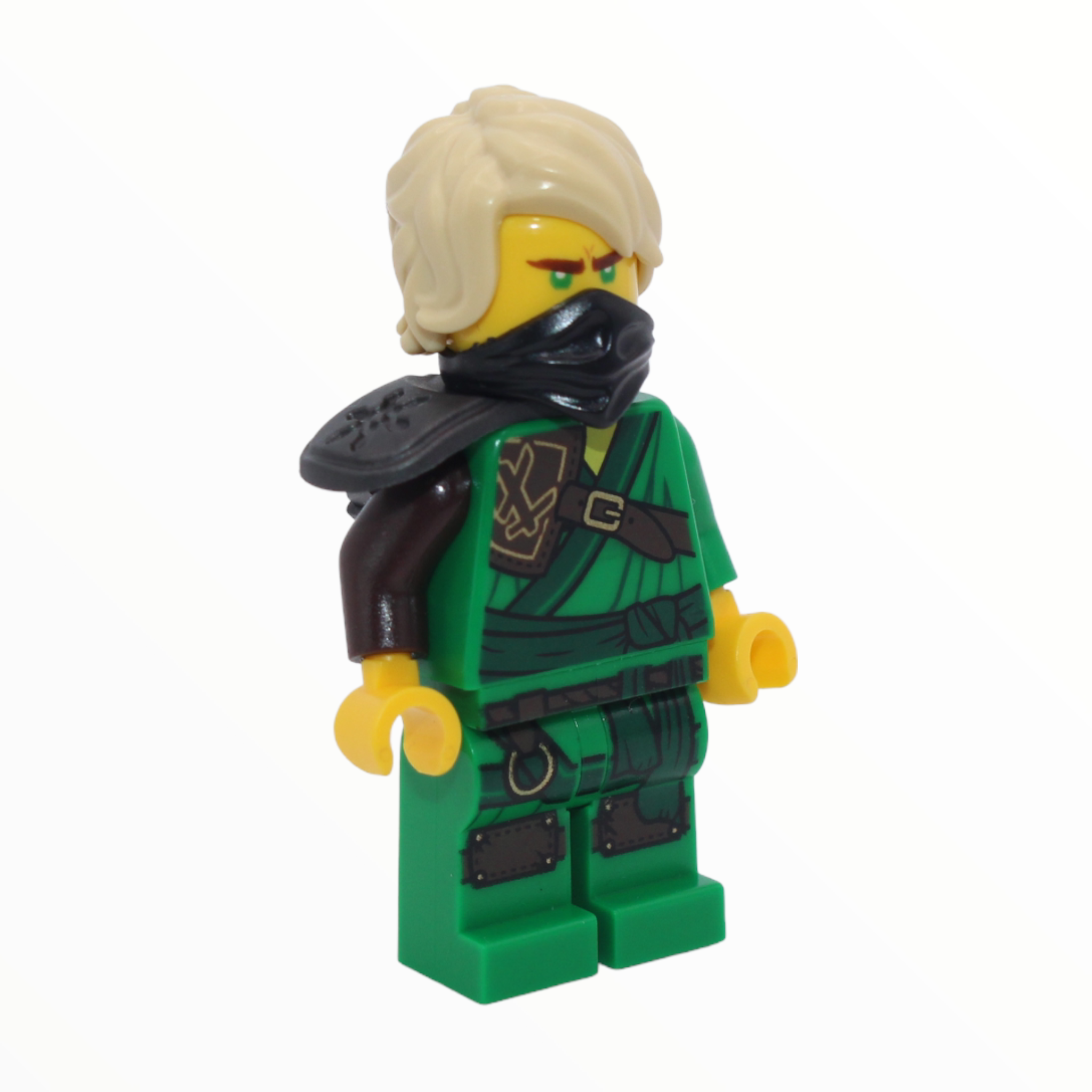 Lloyd (Forbidden Spinjitzu, shoulder armor, black bandana)
