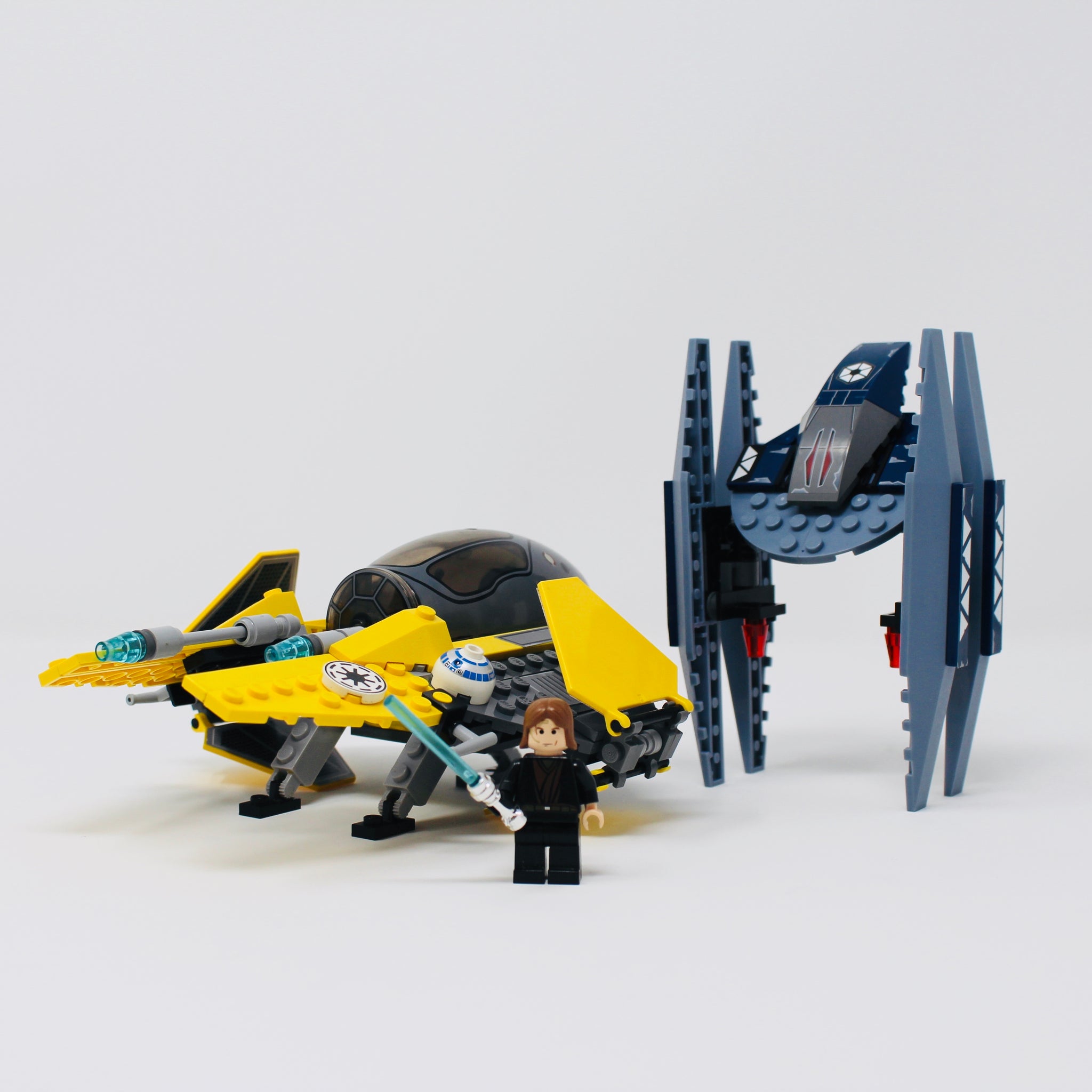Used Set 7256 Star Wars Jedi Starfighter and Vulture Droid