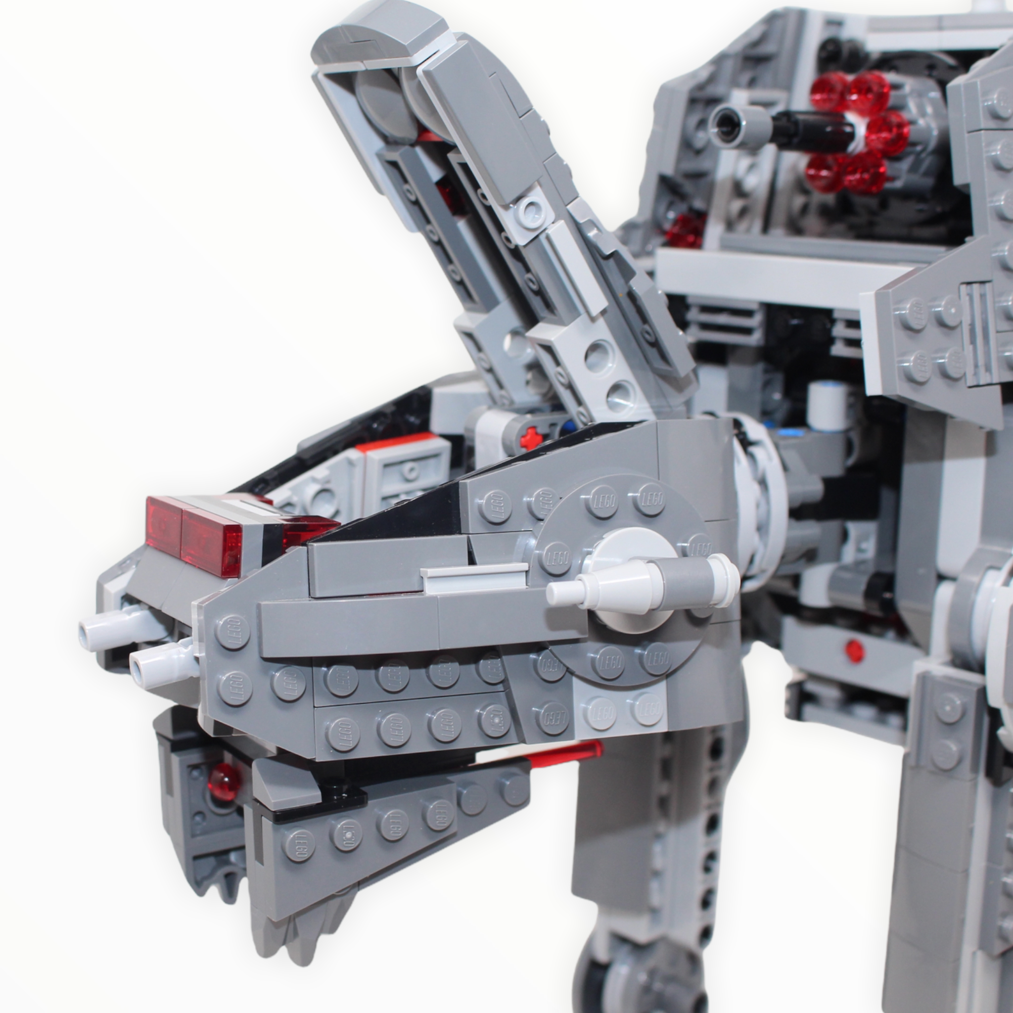 Used Set 75189 Star Wars First Order Heavy Assault Walker