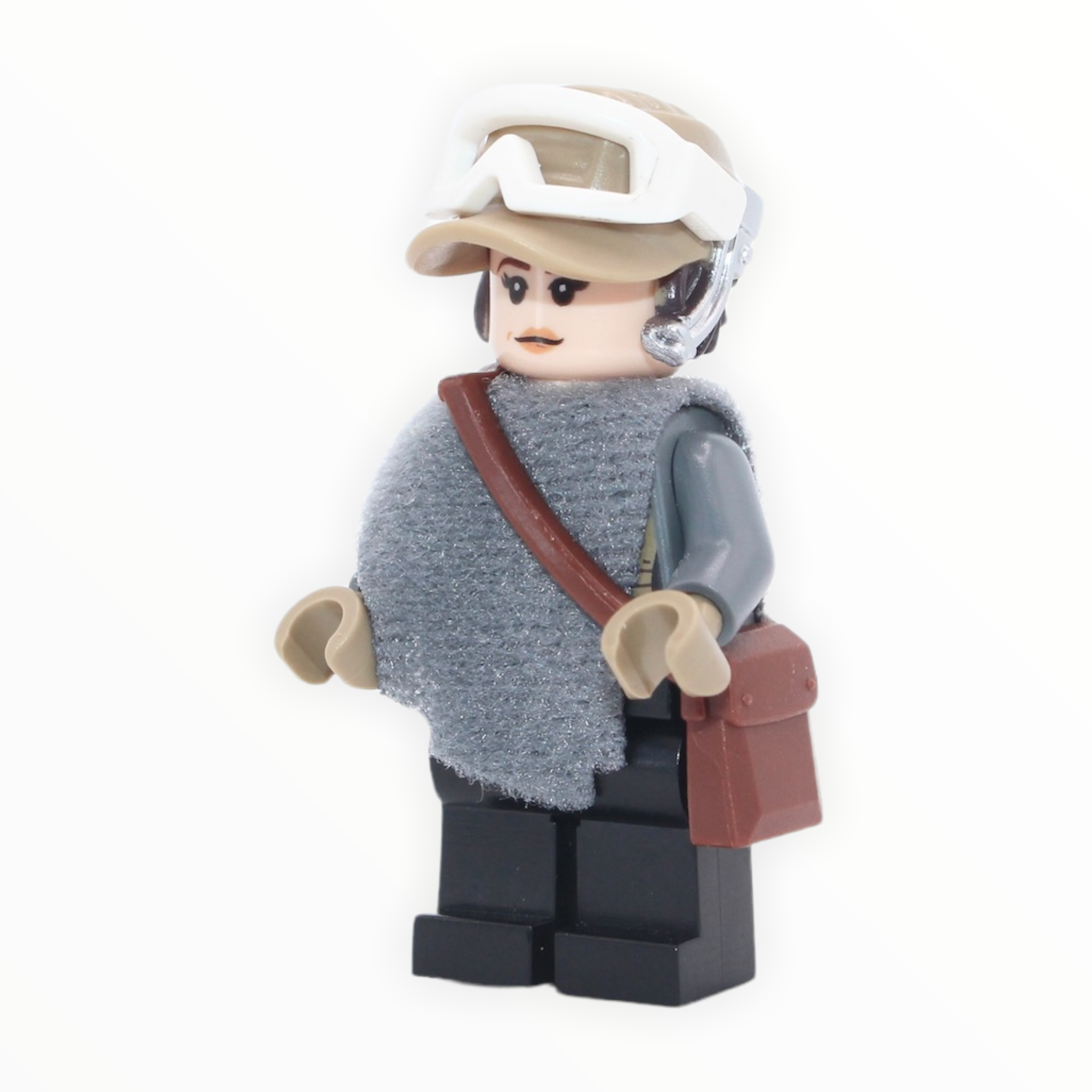 Jyn Erso (hat with hair, poncho, satchel)