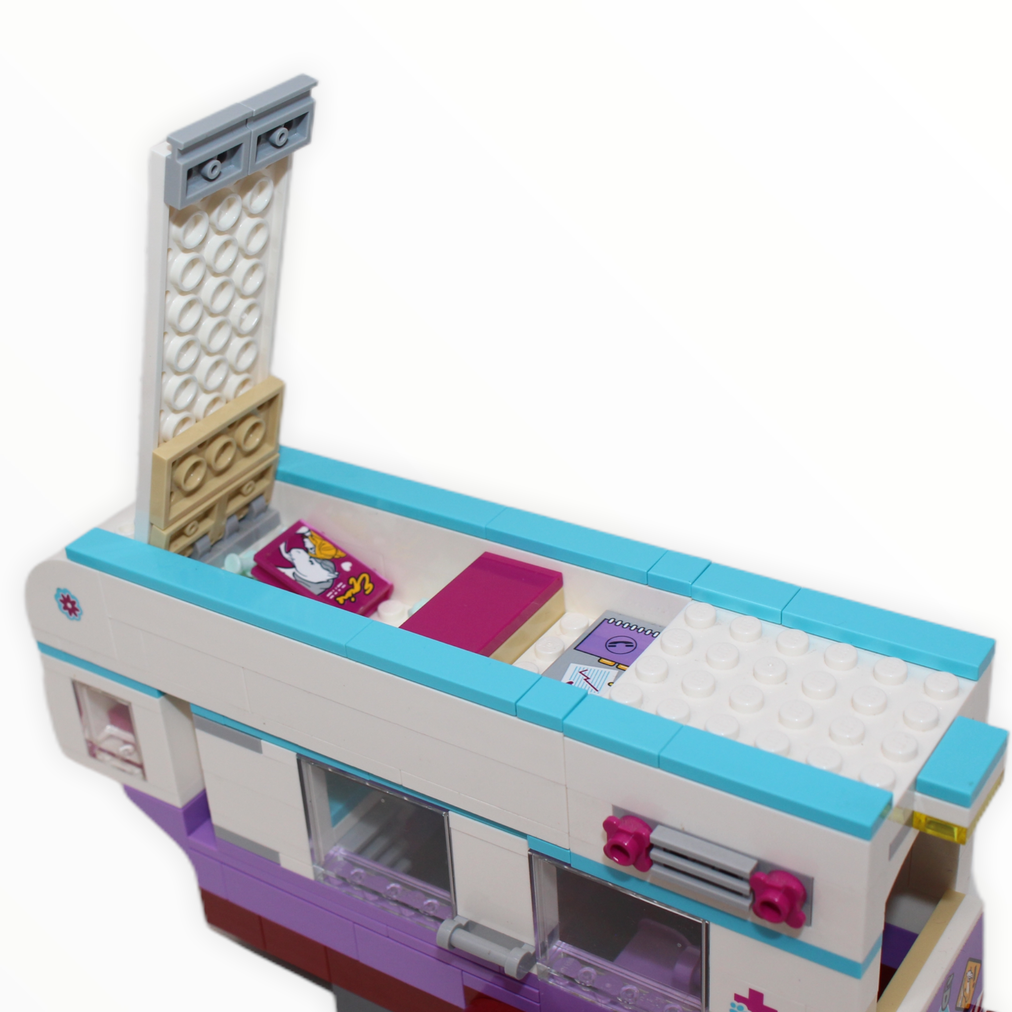 Used Set 41125 Friends Horse Vet Trailer