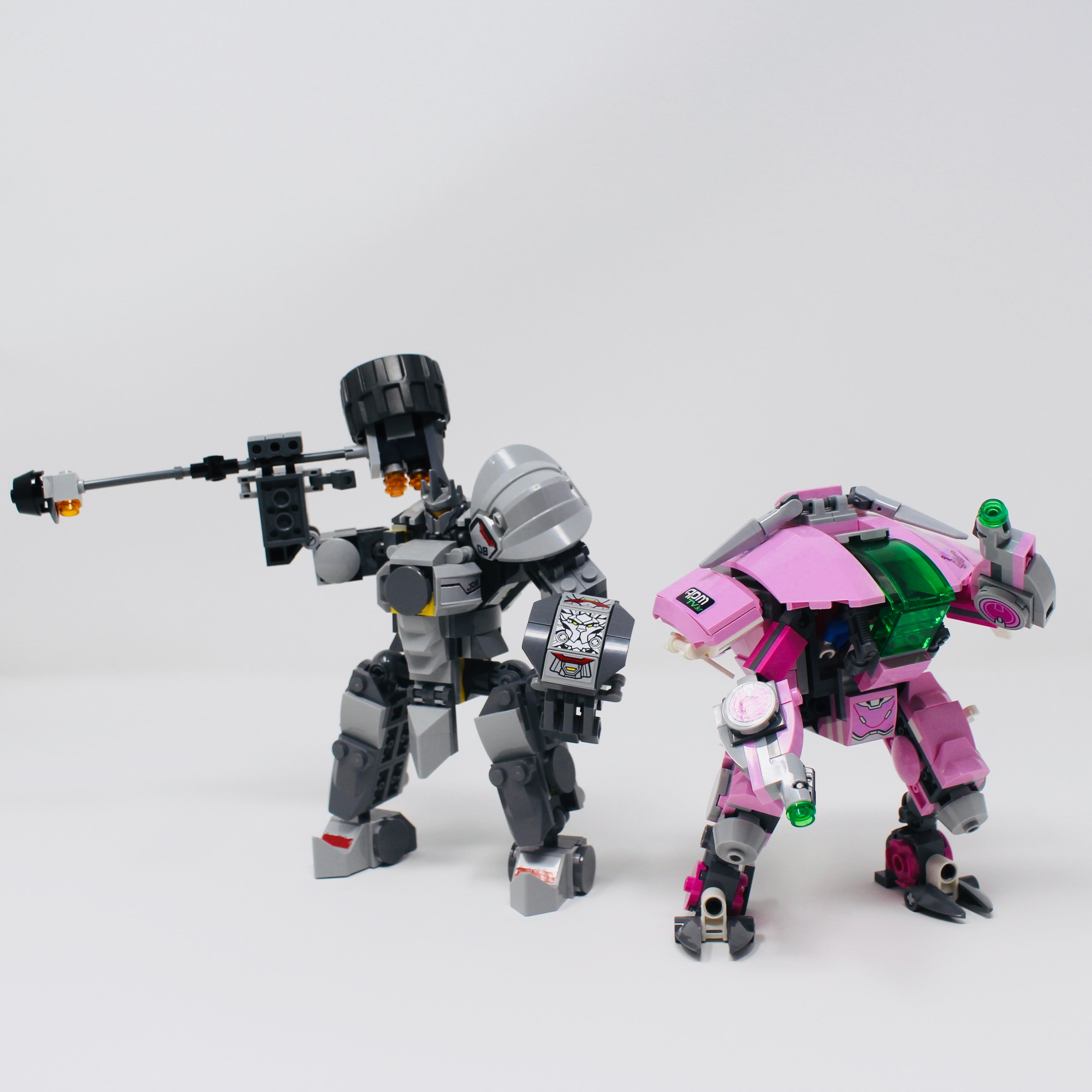 Used Set 75973 Overwatch D. Va & Reinhardt