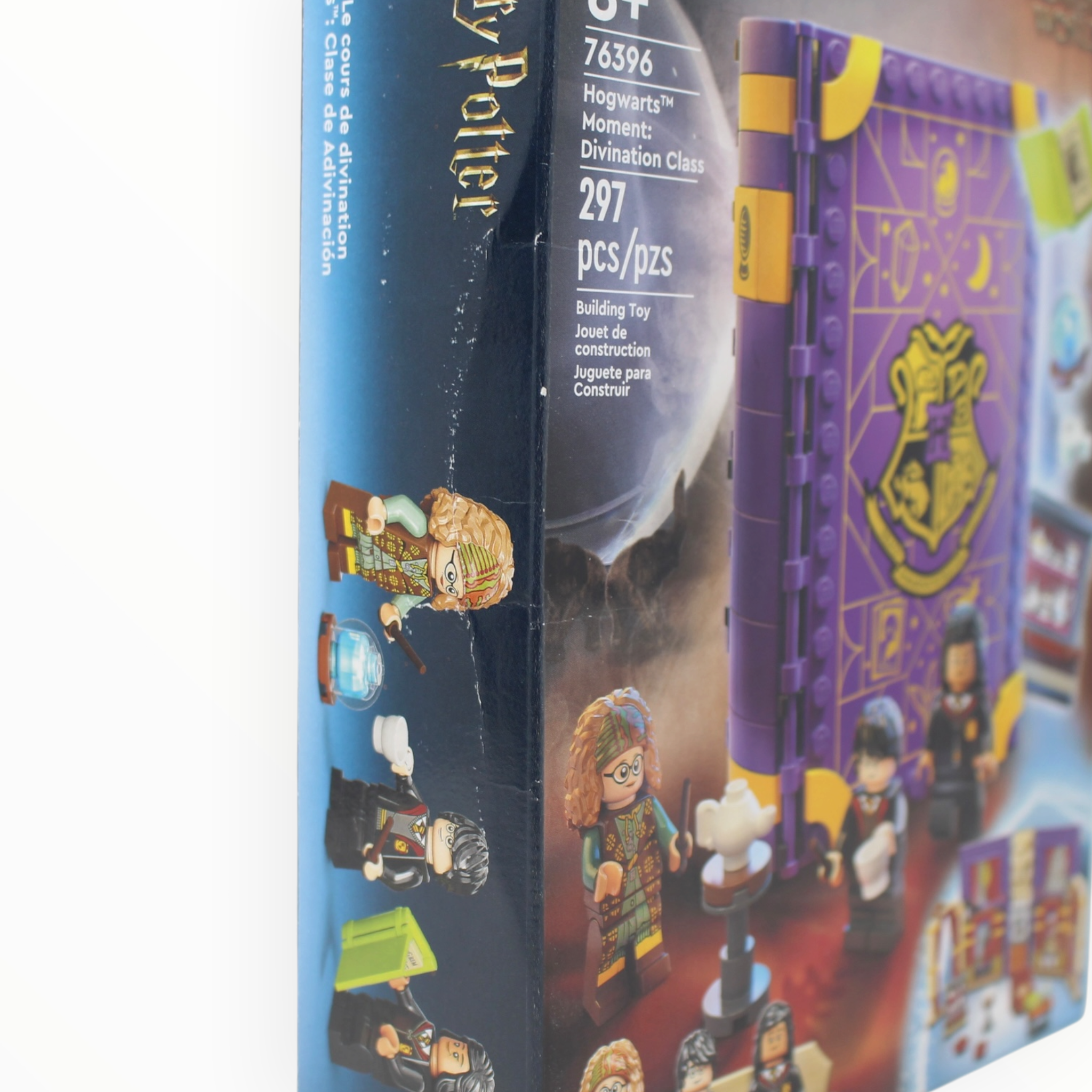 Retired Set 76396 Harry Potter Hogwarts Moment: Divination Class (slight box damage)