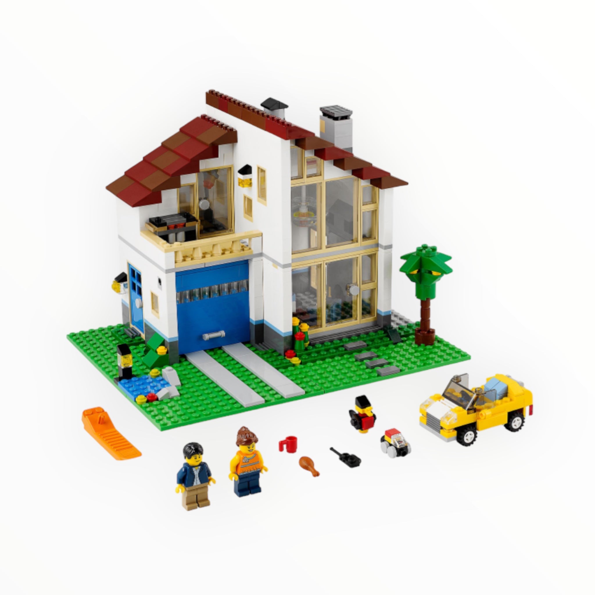 Retired Set 31012 Creator Family House (damaged box)