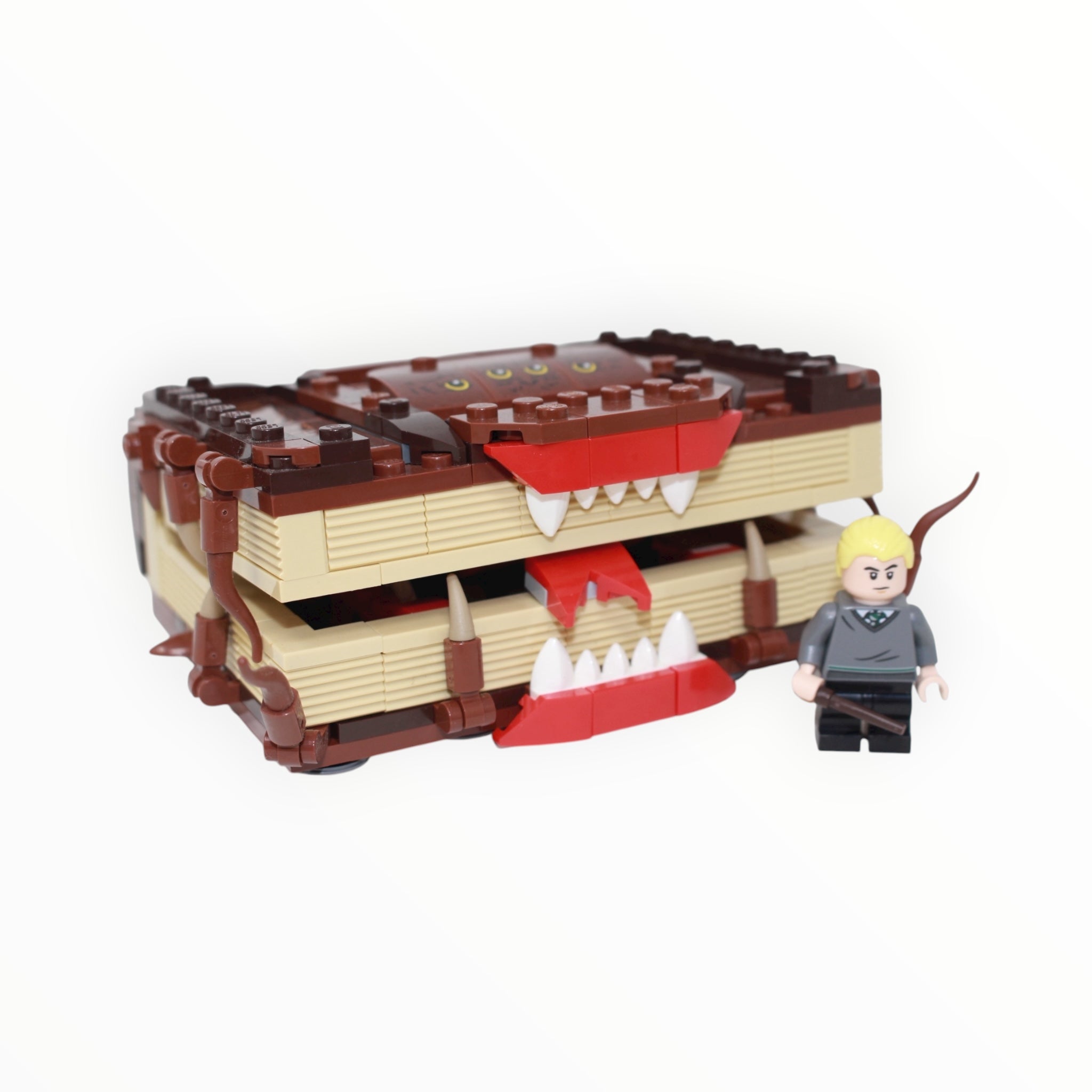 Used Set 30628 Harry Potter The Monster Book of Monsters