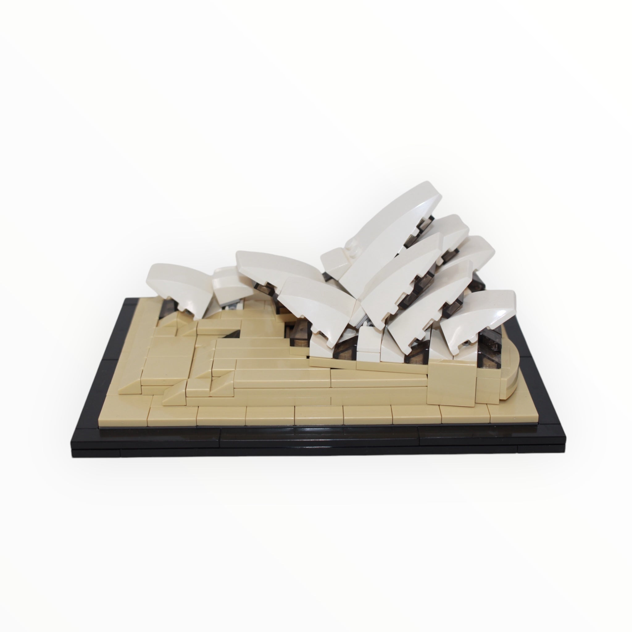 Used Set 21012 Architecture Sydney Opera House