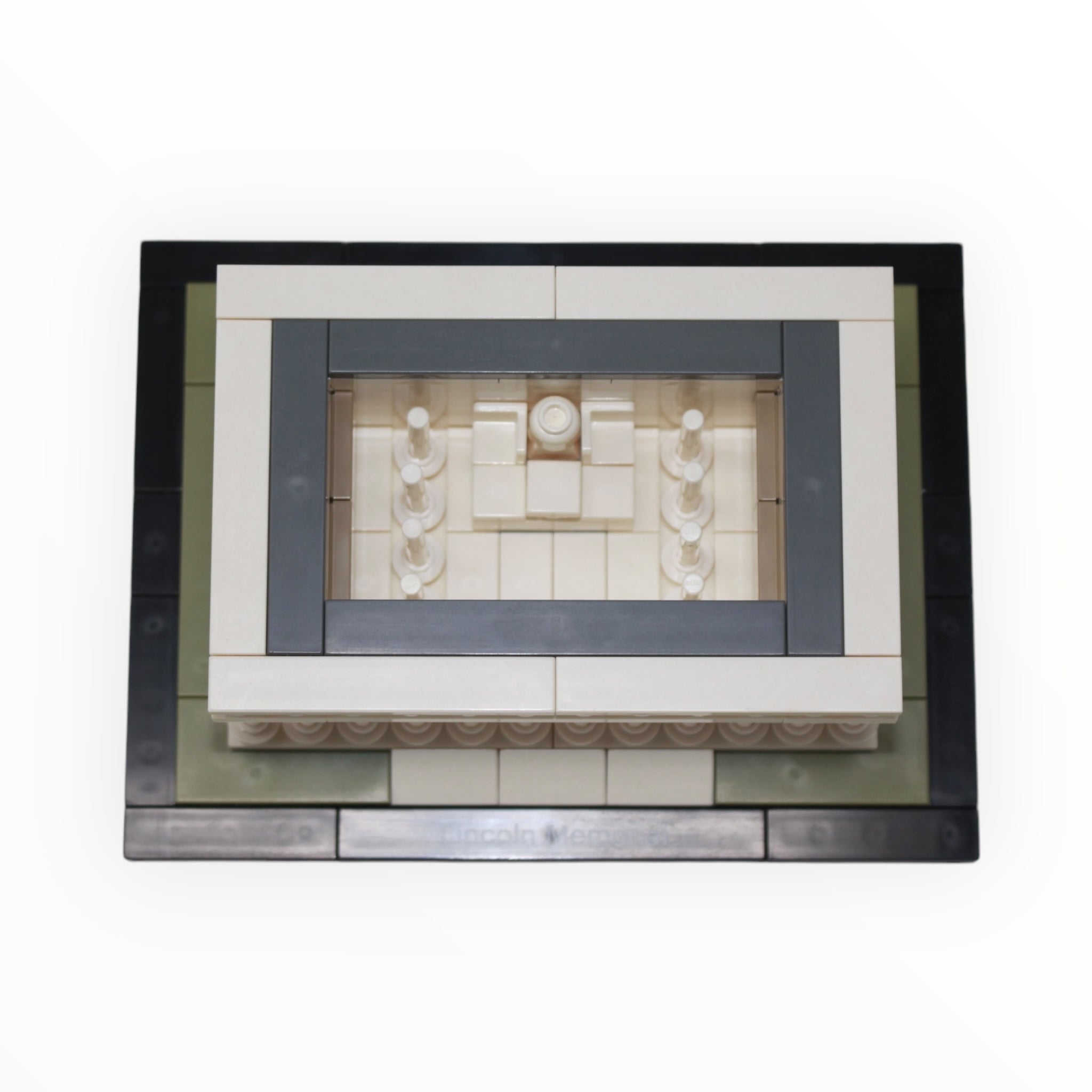 Used Set 21022 Architecture Lincoln Memorial