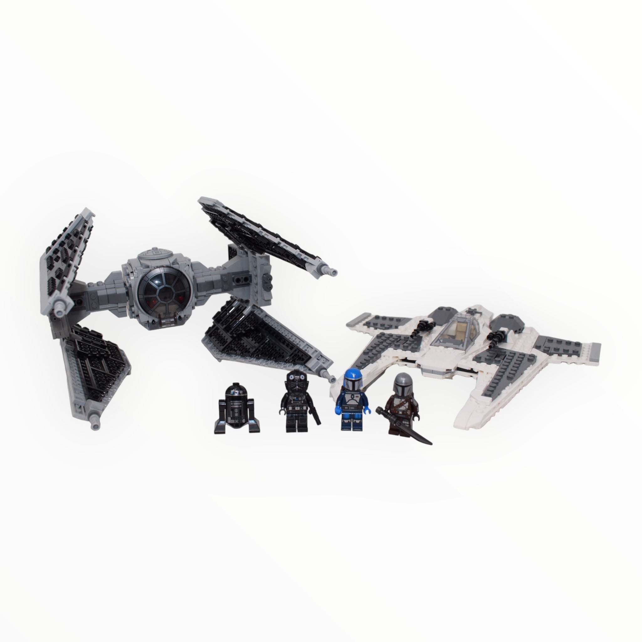Used Set 75348 Star Wars Mandalorian Fang Fighter vs TIE Interceptor