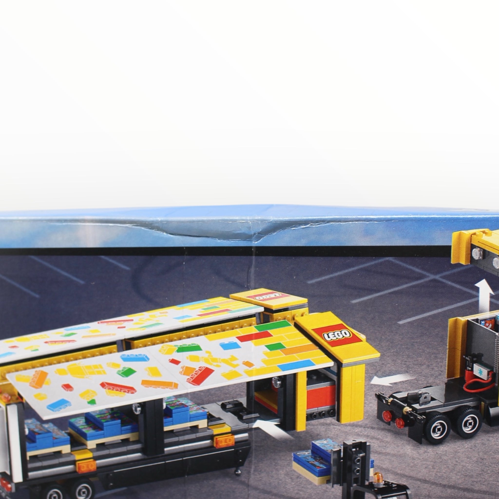 60440 City Yellow Delivery Truck (some box damage)