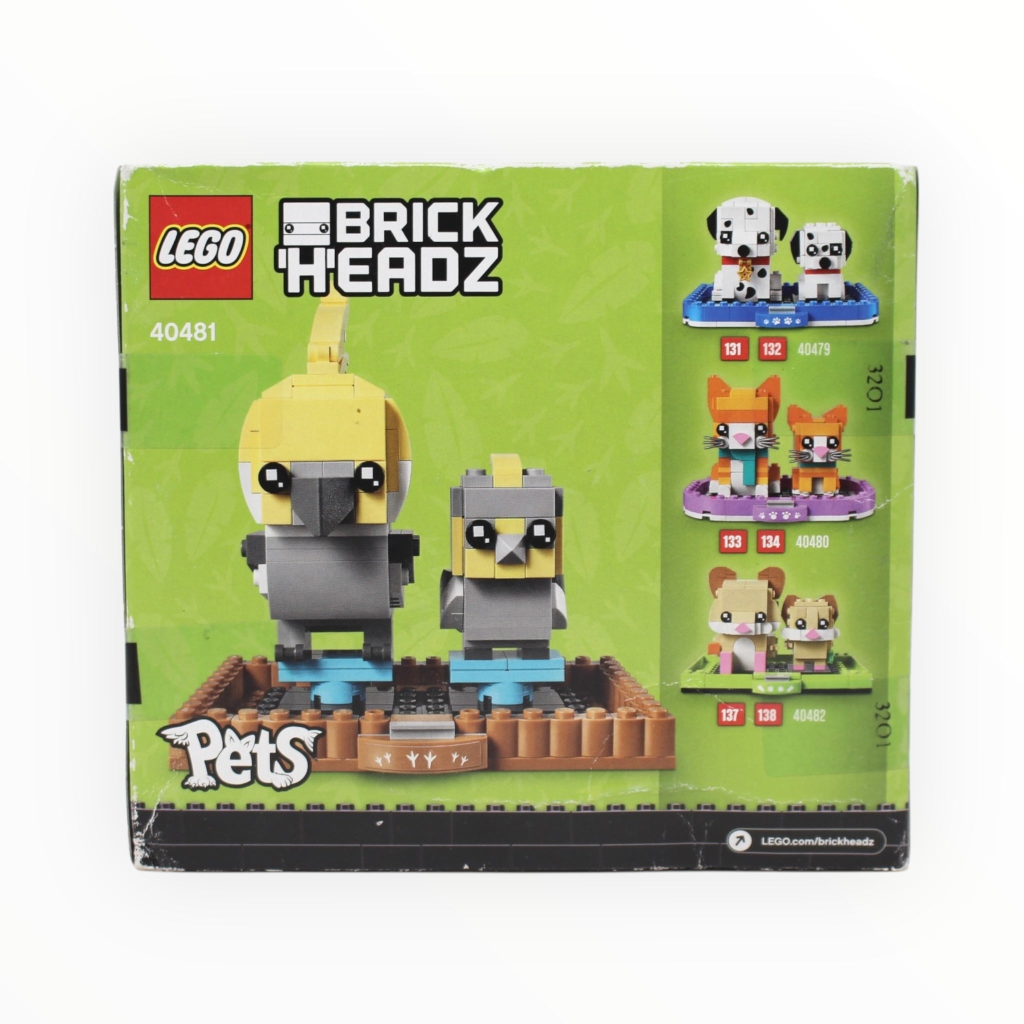Retired Set 40481 BrickHeadz Cockatiel & Chick (slight box damage)