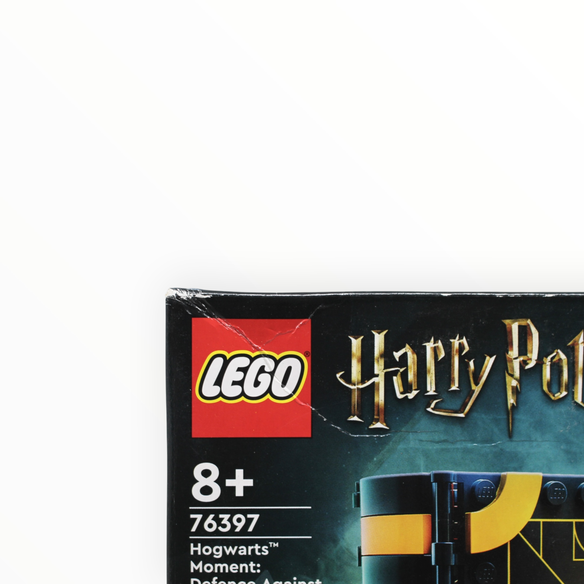 Retired Set 76397 Harry Potter Hogwarts Moment: Defence Against the Dark Arts Class (slight box damage)