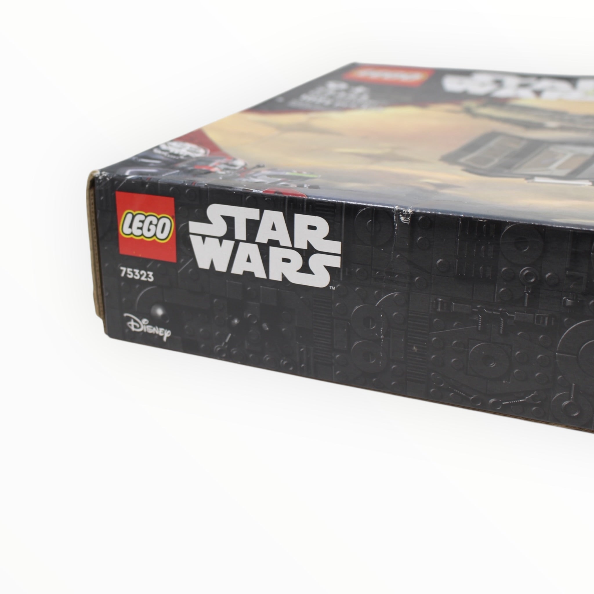 Retired Set 75323 Star Wars The Justifier (damaged box)