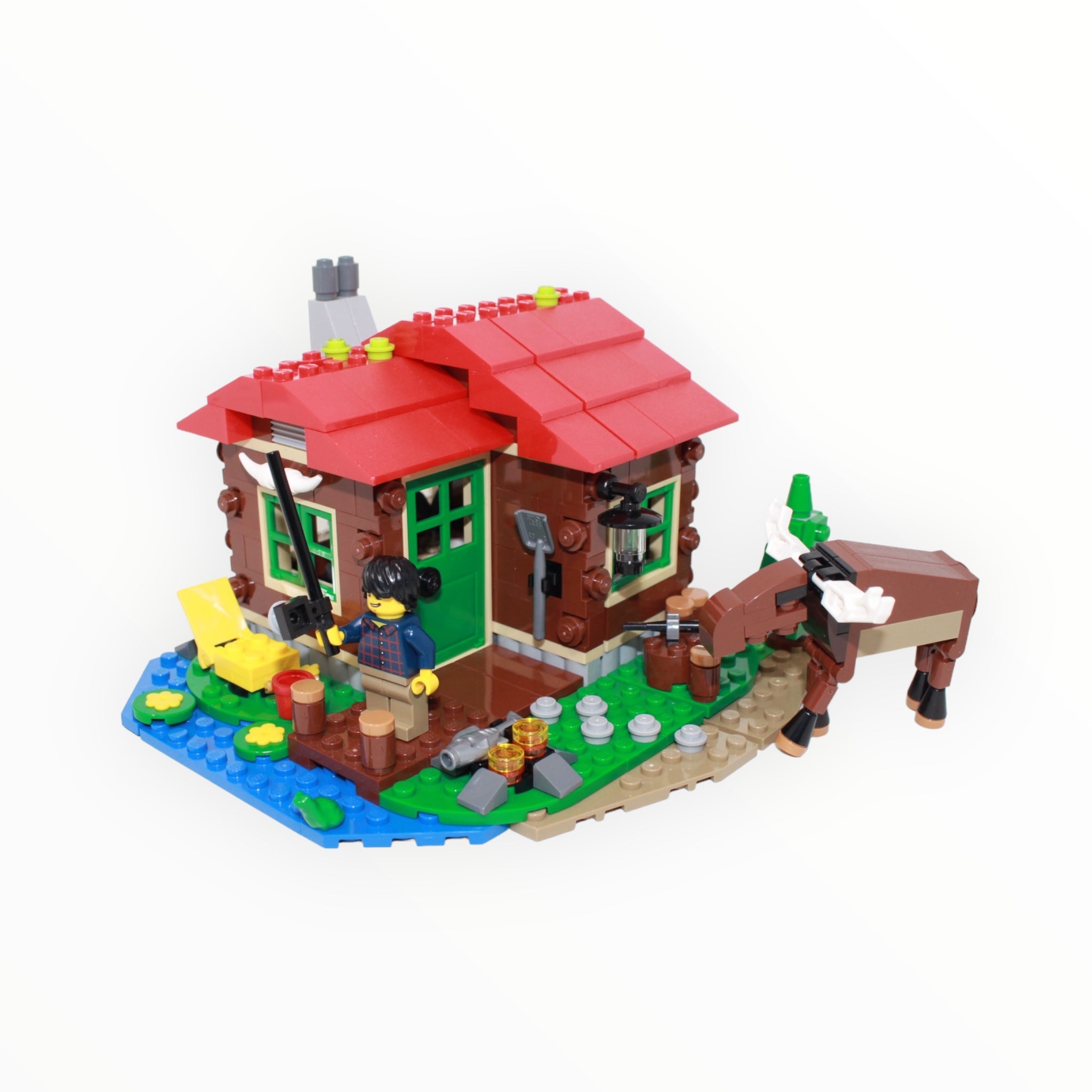 Used Set 31048 Creator Lakeside Lodge
