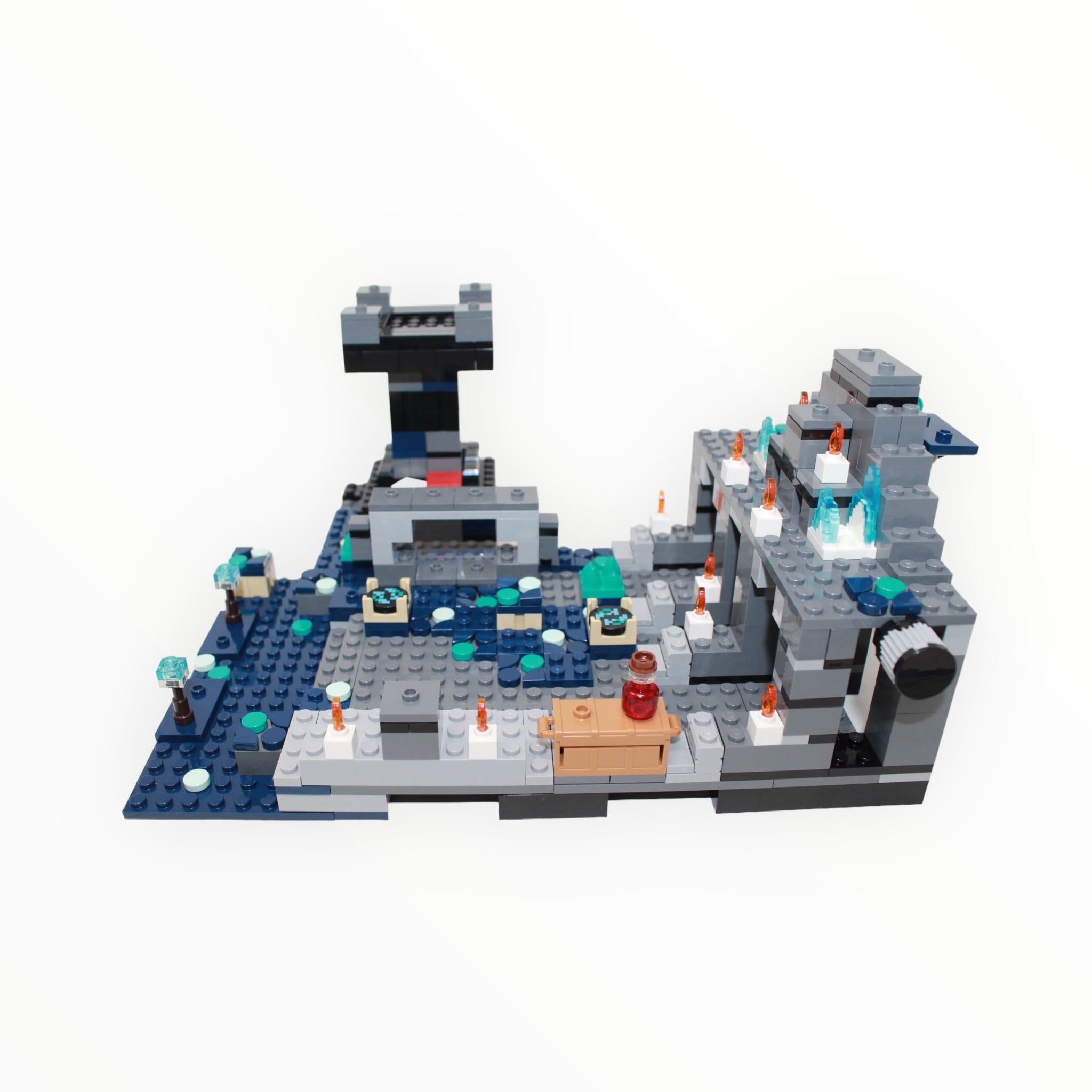 Used Set 21246 Minecraft The Deep Dark Battle