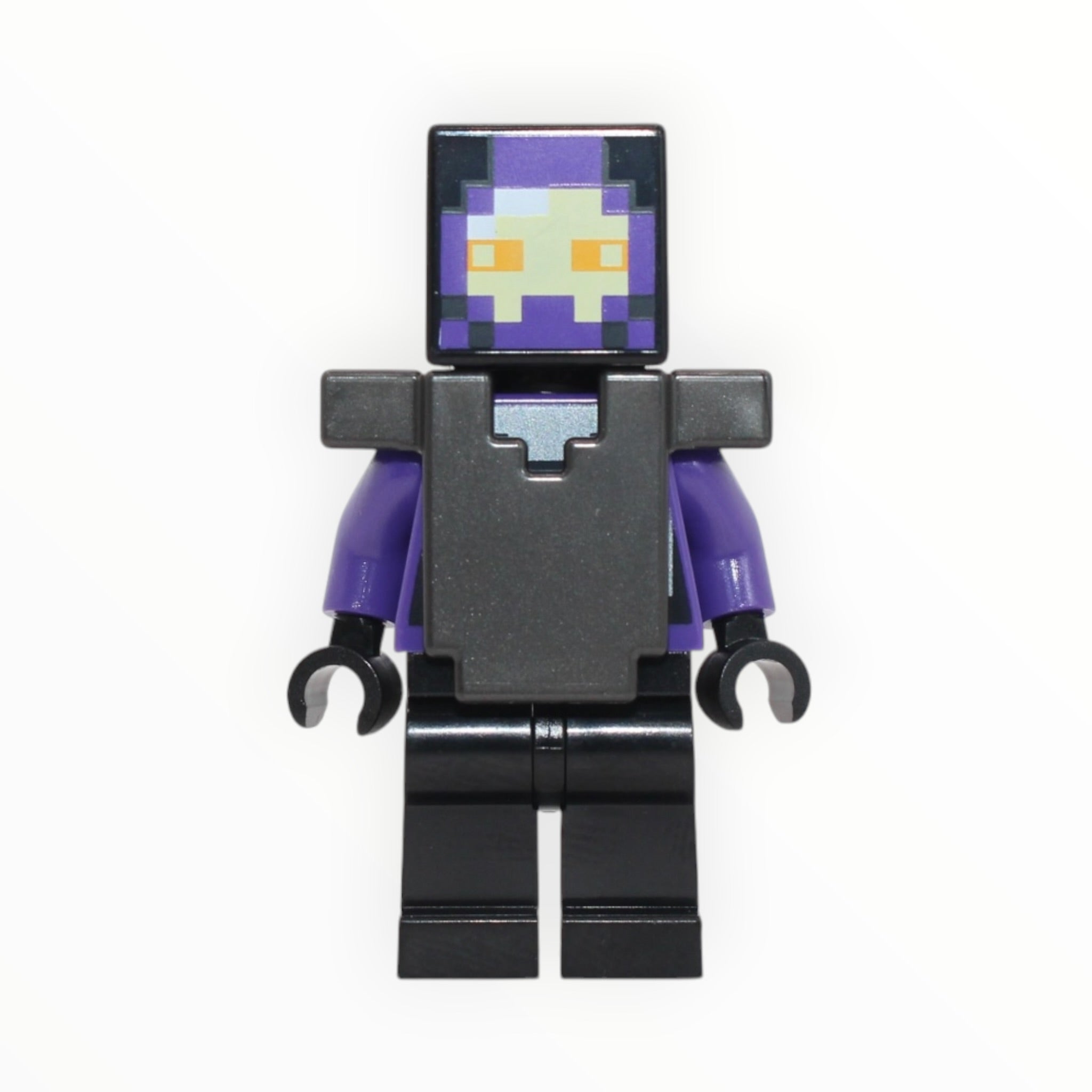 Minecraft Realm Raider (pearl dark gray armor)