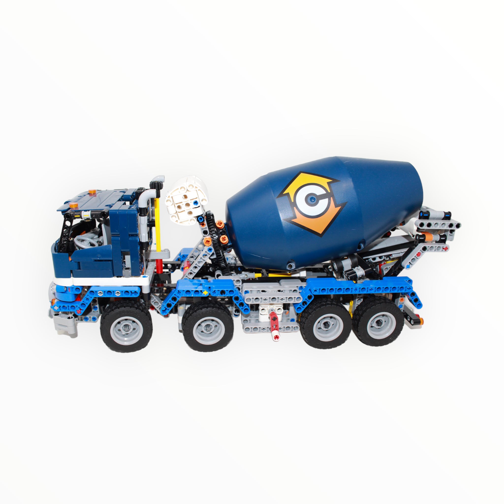 Used Set 42112 Technic Concrete Mixer Truck