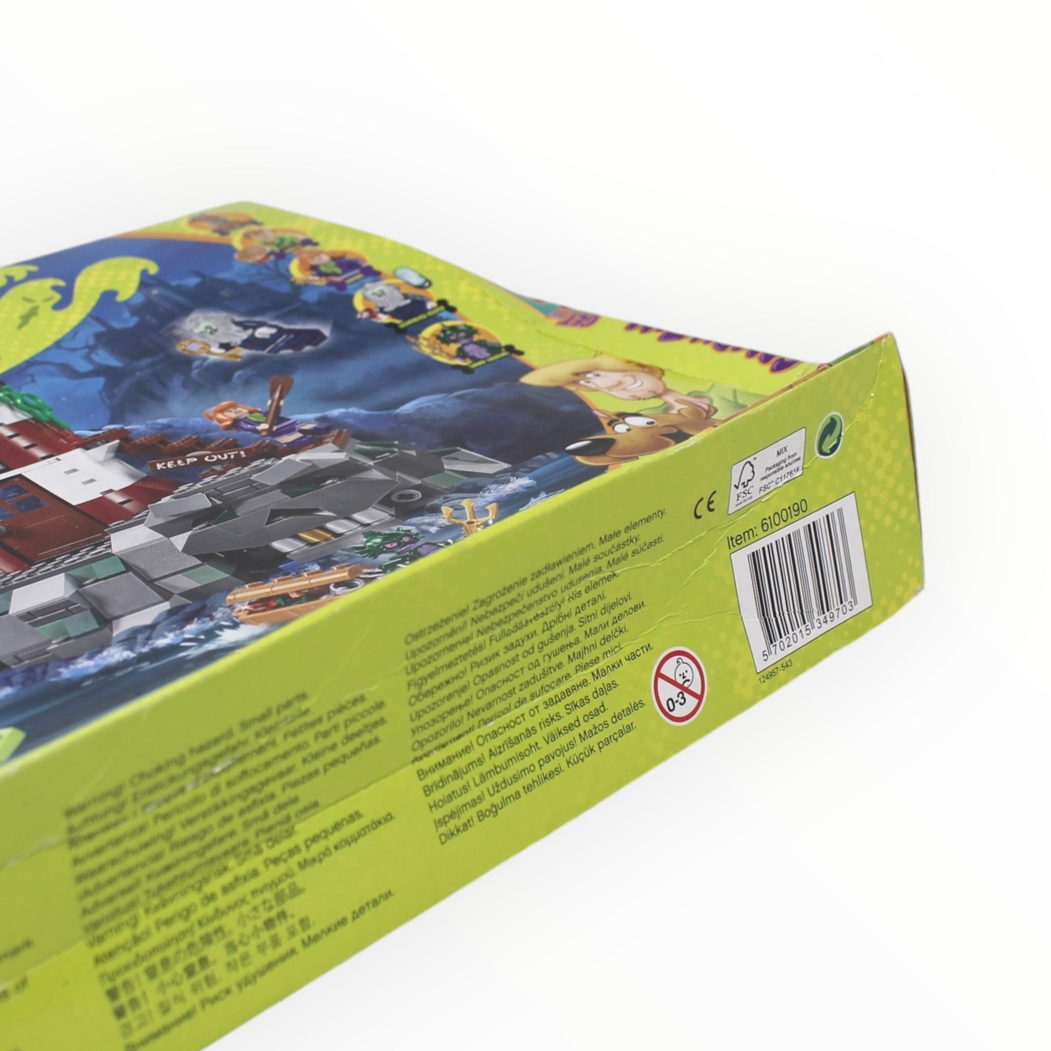 Retired Set 75903 Scooby-Doo Haunted Lighthouse (damaged box)