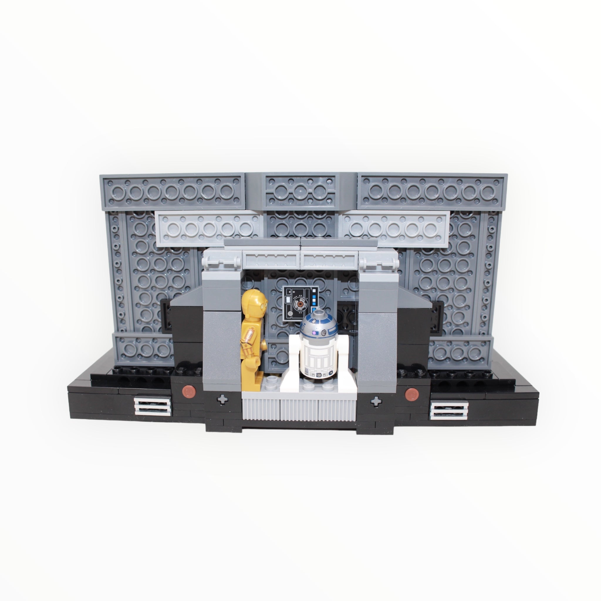 Used Set 75339 Star Wars Death Star Trash Compactor Diorama