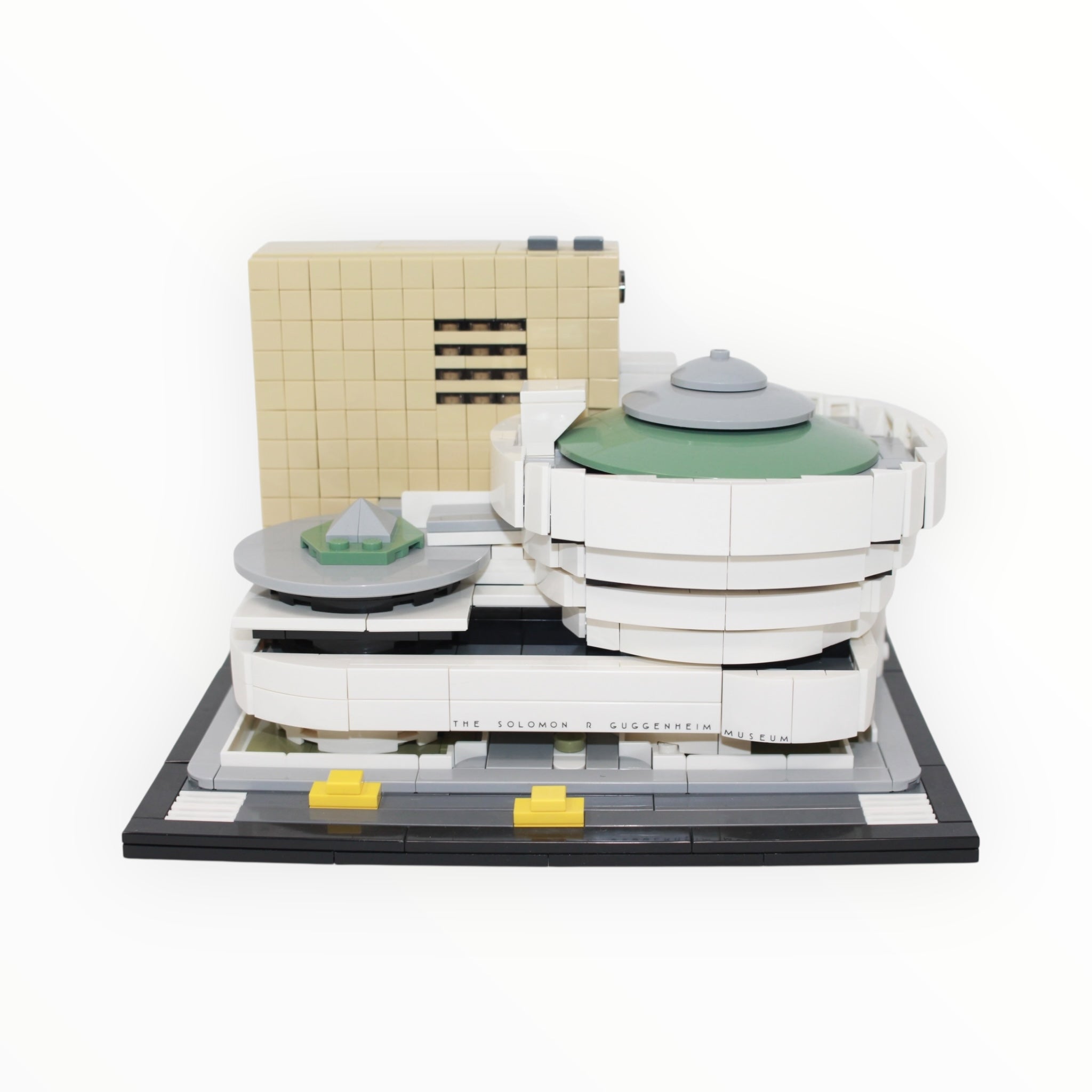 Used Set 21035 Architecture Solomon R. Guggenheim Museum