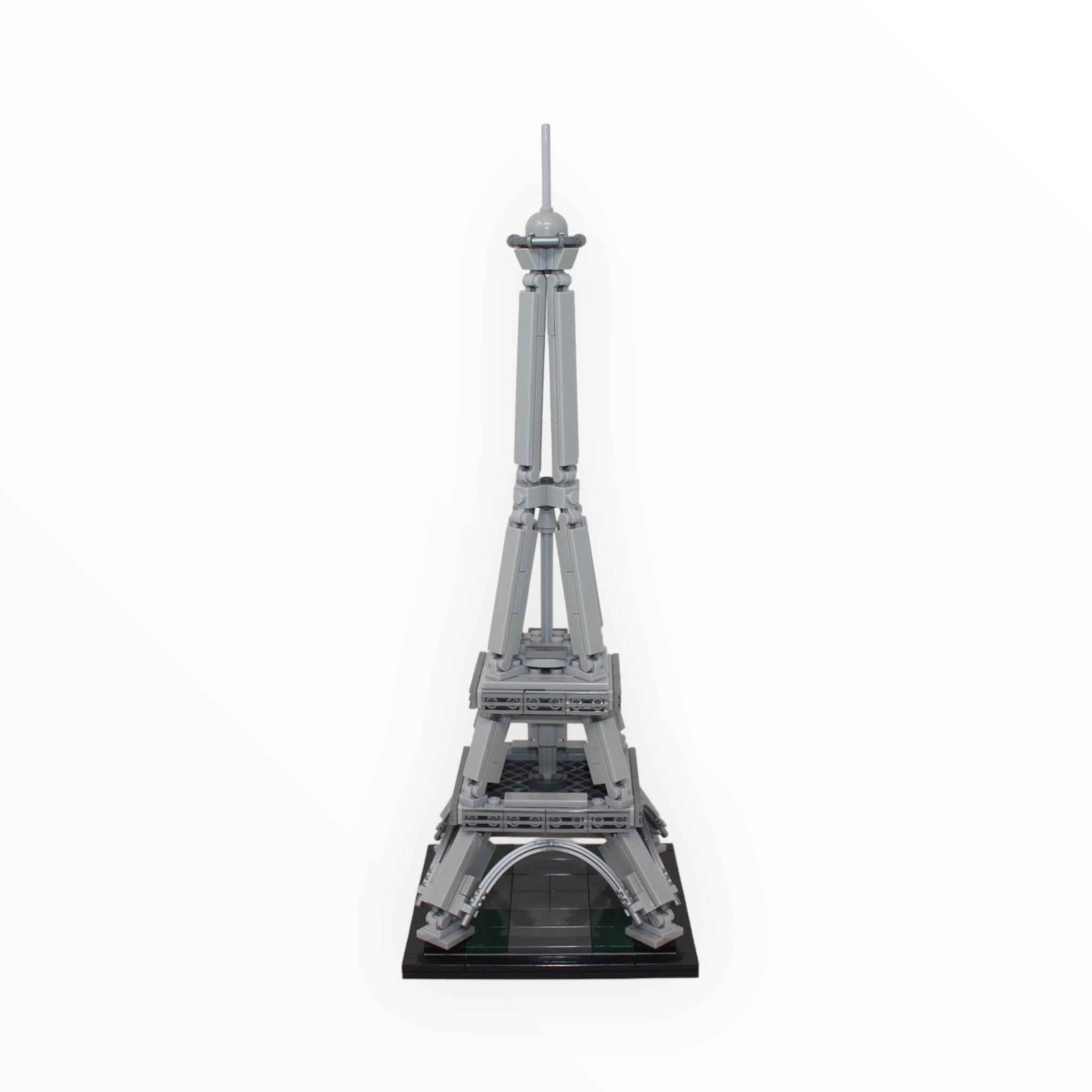 Used Set 21019 Architecture The Eiffel Tower