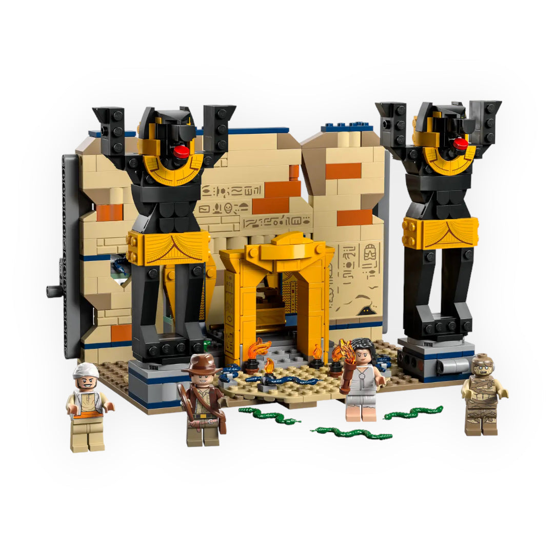 Retired Set 77013 Indiana Jones Escape from the Lost Tomb