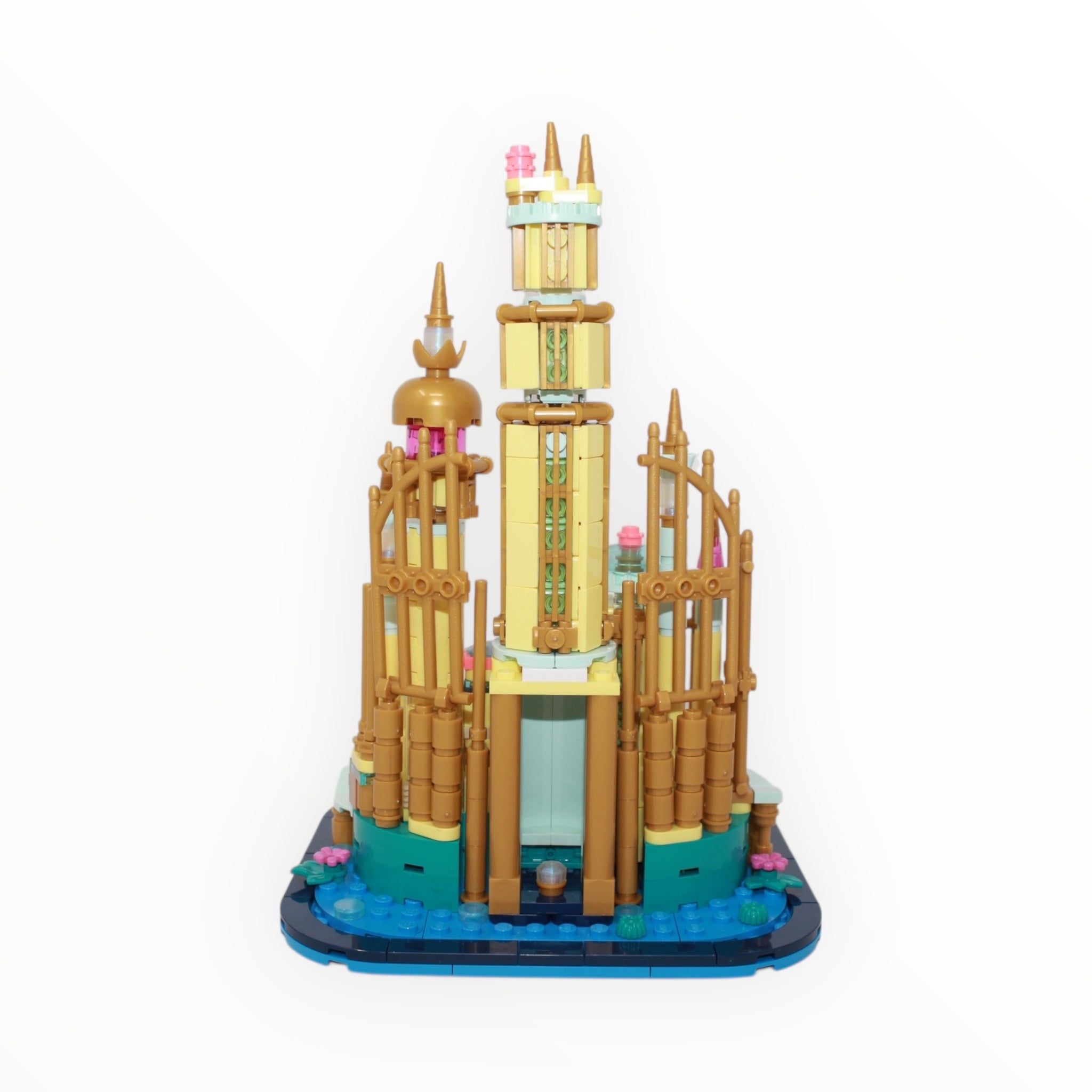 Used Set 40708 Disney Mini Disney Ariel’s Castle