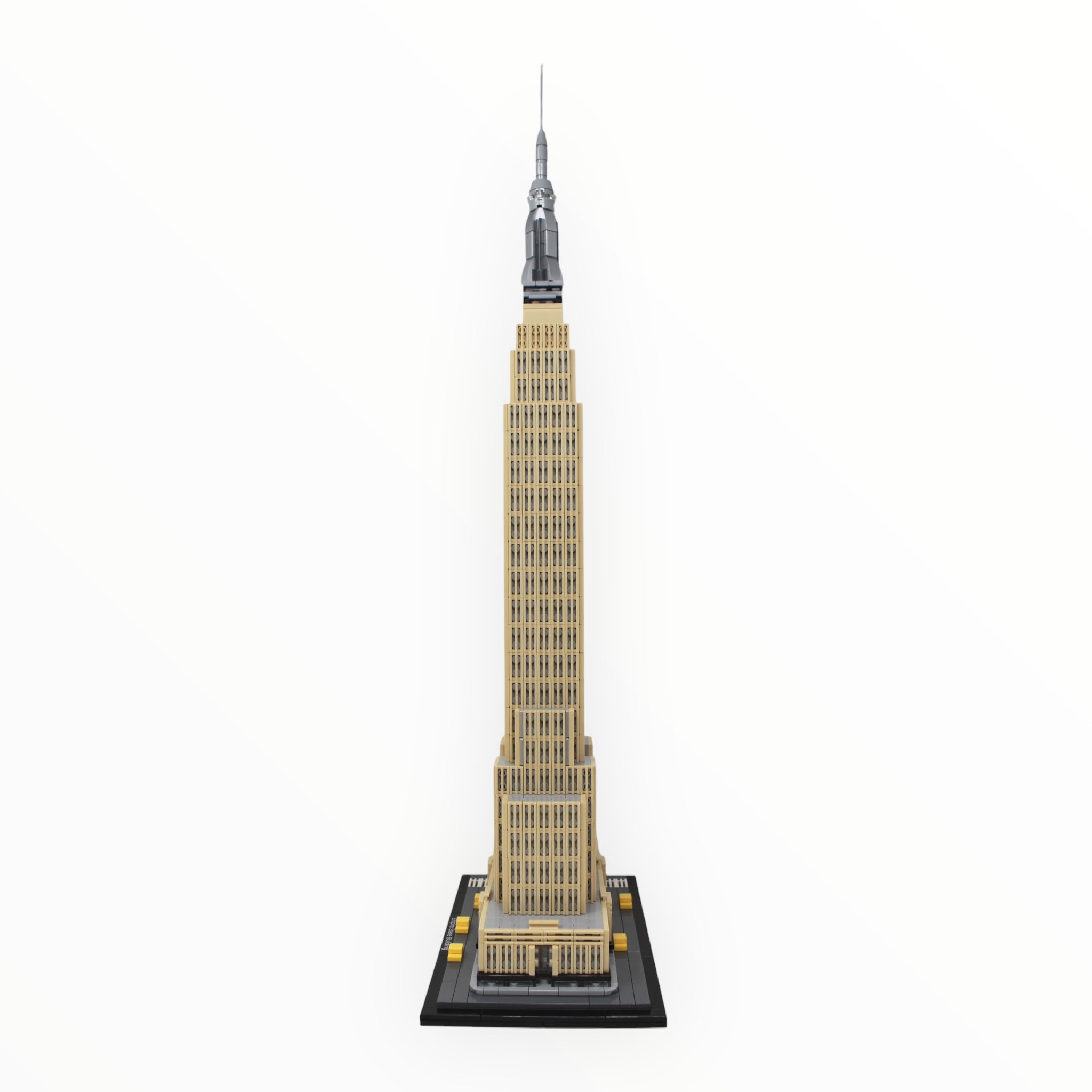 Used Set 21046 Architecture Empire State Building