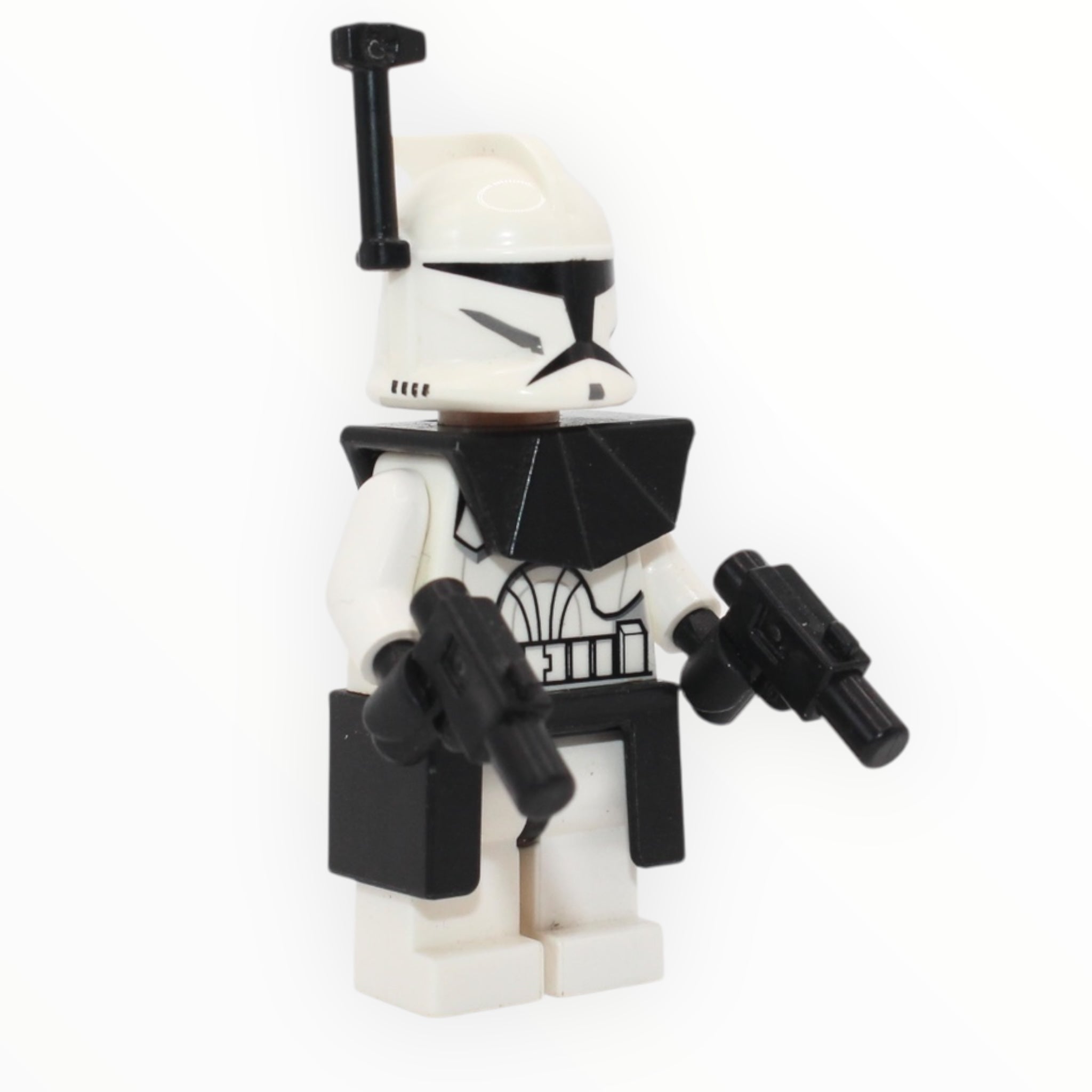 Clone Trooper (Phase 1, black rangefinder, kama, pauldron, pistols)