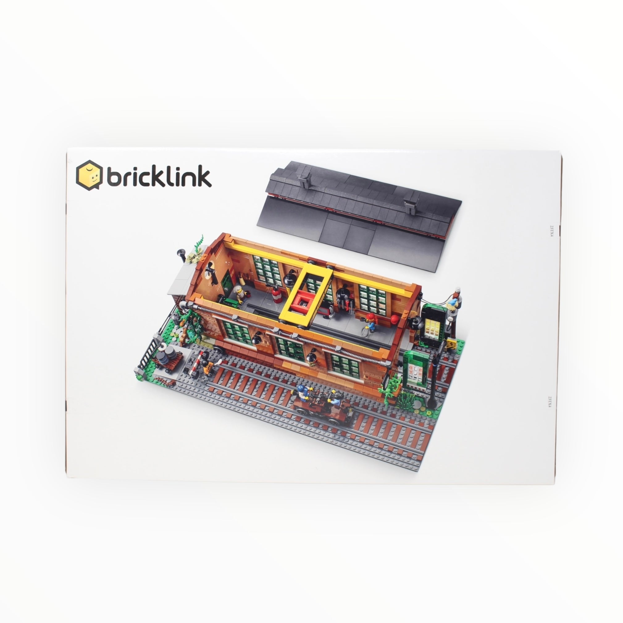 Bricklink Set 910033 Old Train Engine Shed (slight box damage)