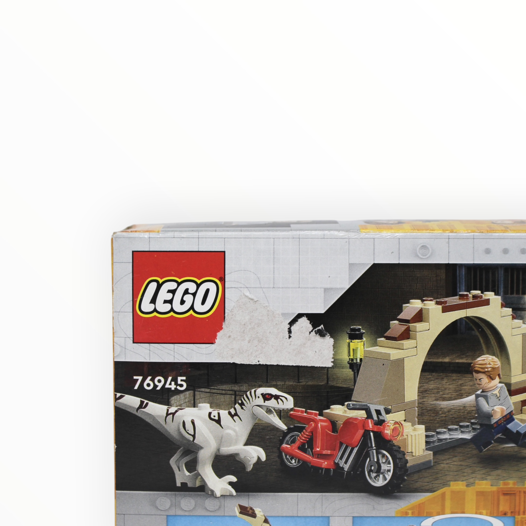 Retired Set 76945 Jurassic World Atrociraptor Dinosaur: Bike Chase (slight box damage)