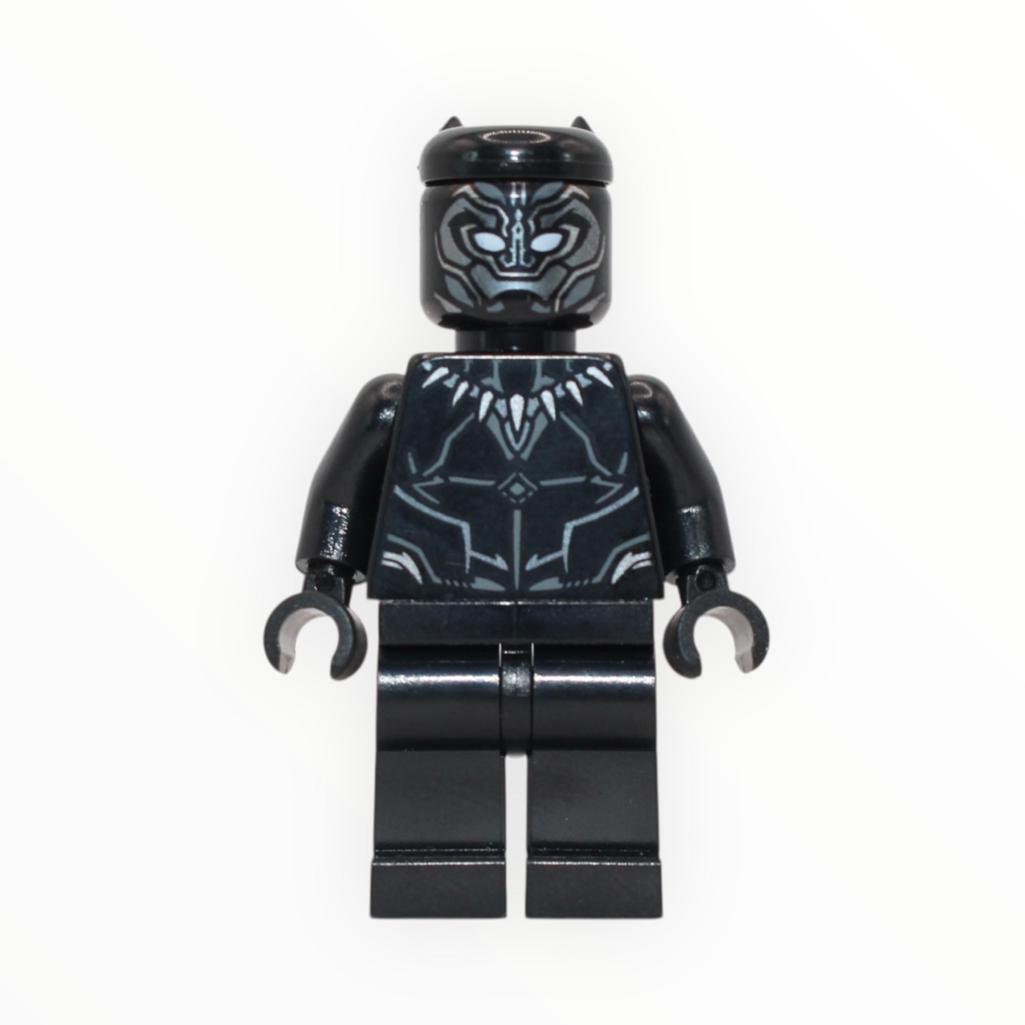 Black Panther (dark silver and gray armor contours, 2022)