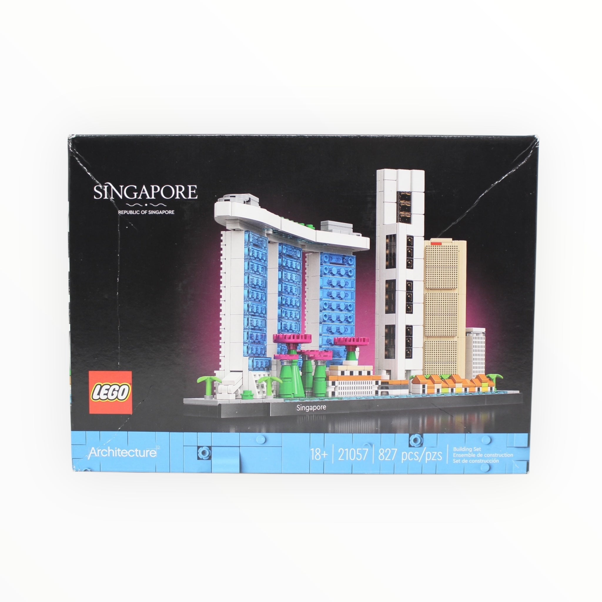 Retired Set 21057 Architecture Singapore (damaged box)