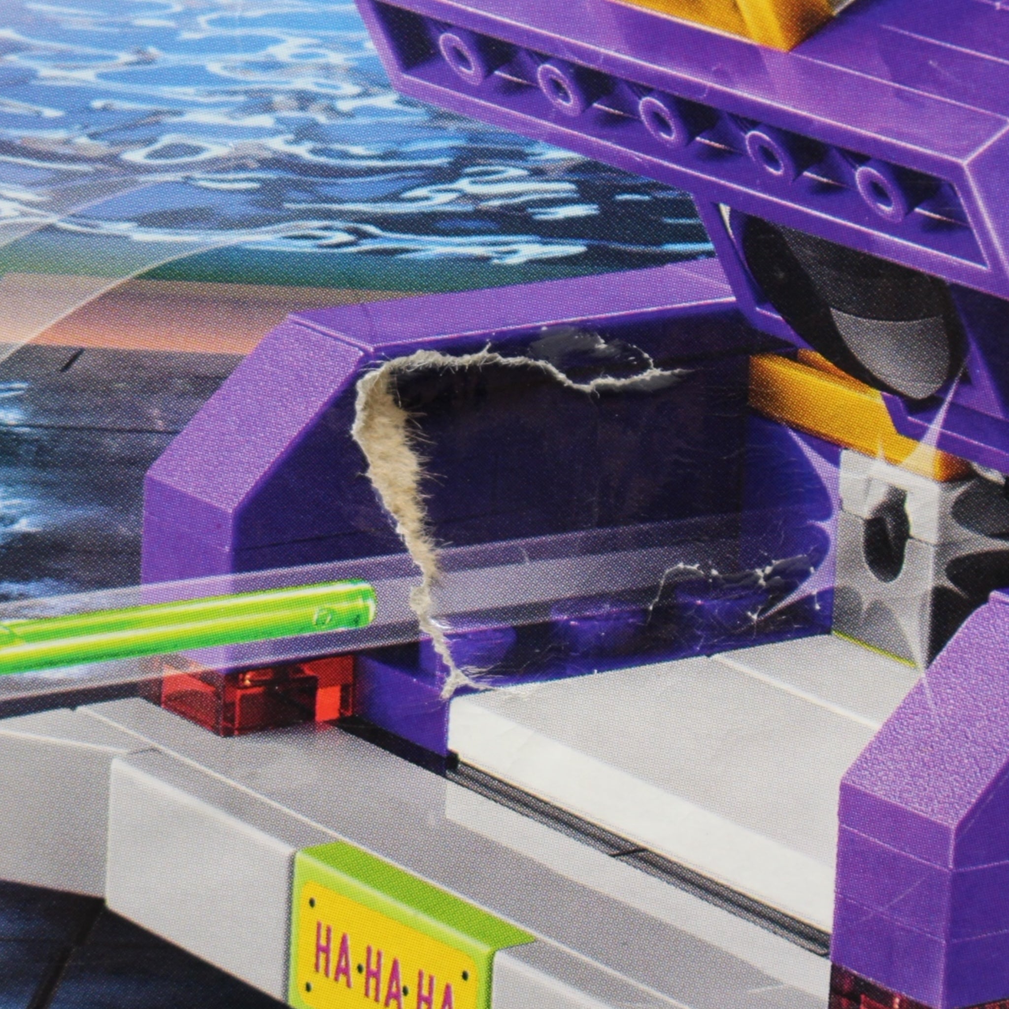 Retired Set 70906 The LEGO Batman Movie The Joker Notorious Lowrider (damaged box)