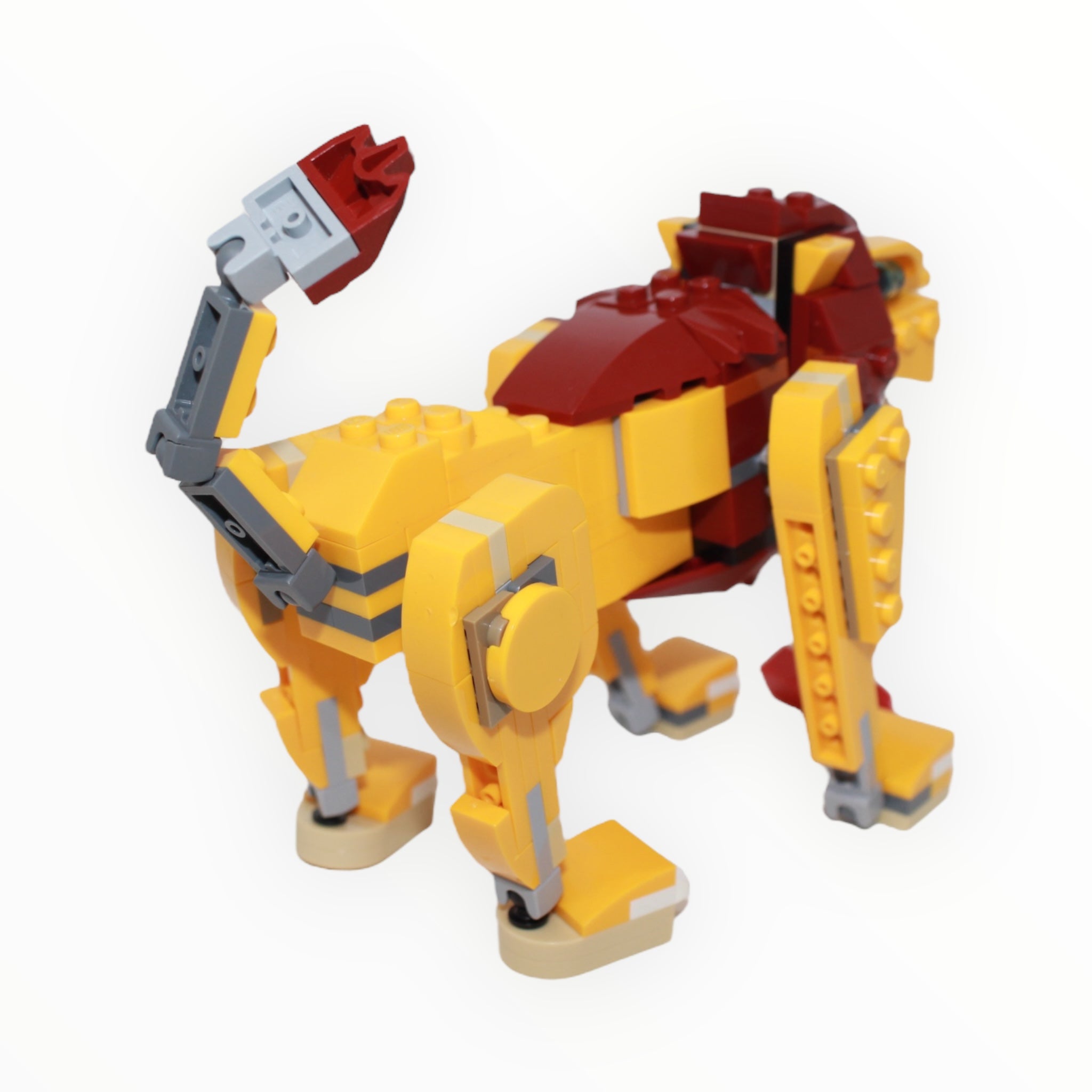Used Set 31112 Creator Wild Lion
