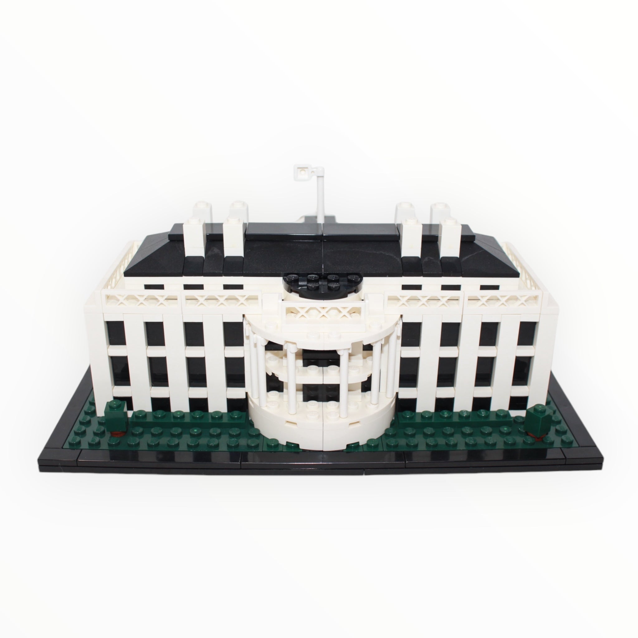 Used Set 21006 Architecture The White House (2010)