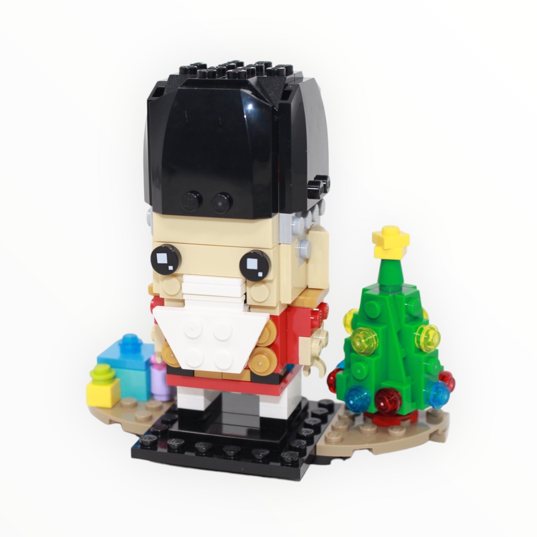 Used Set 40425 BrickHeadz Nutcracker