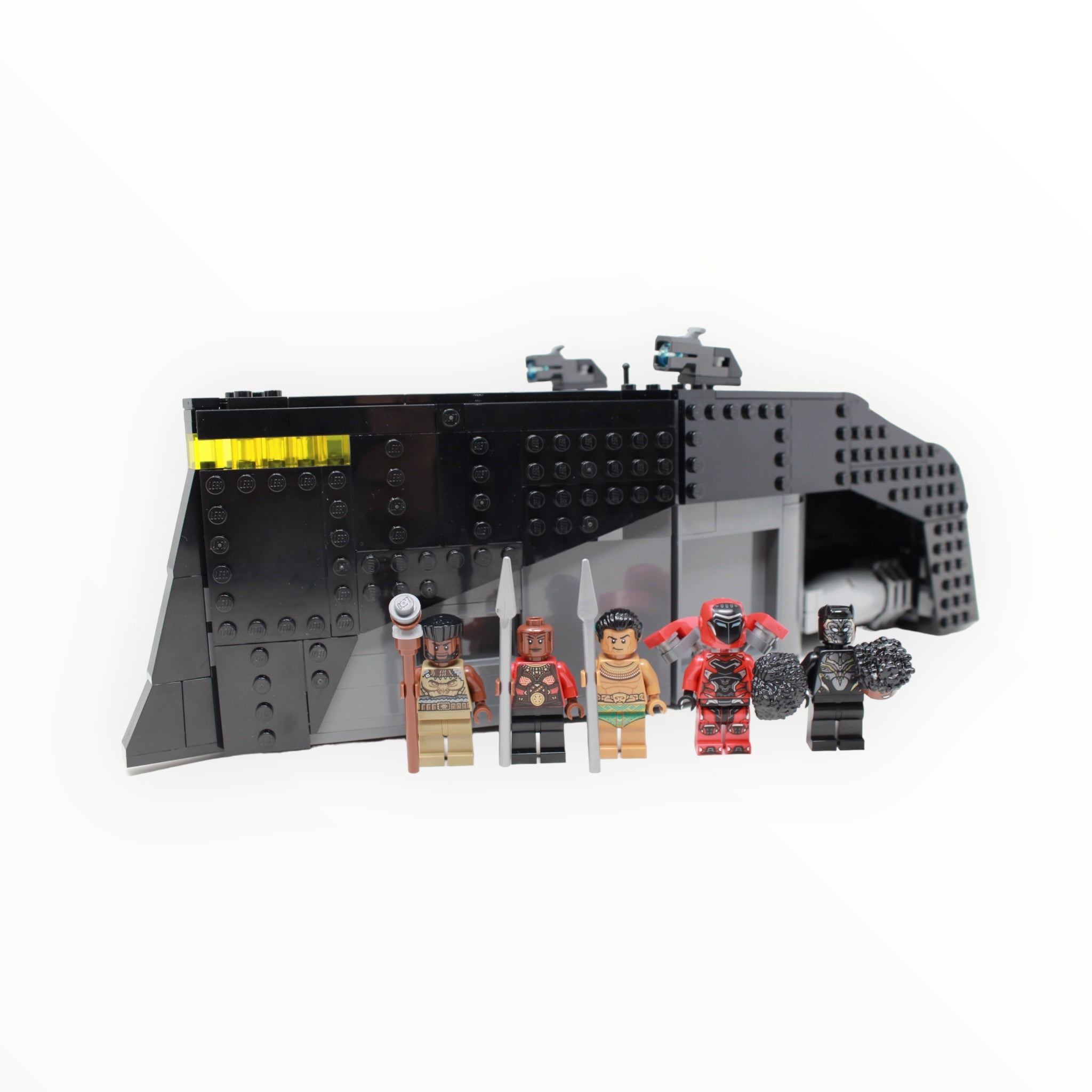 Used Set 76214 Black Panther Wakanda Wakanda Forever: War on the Water