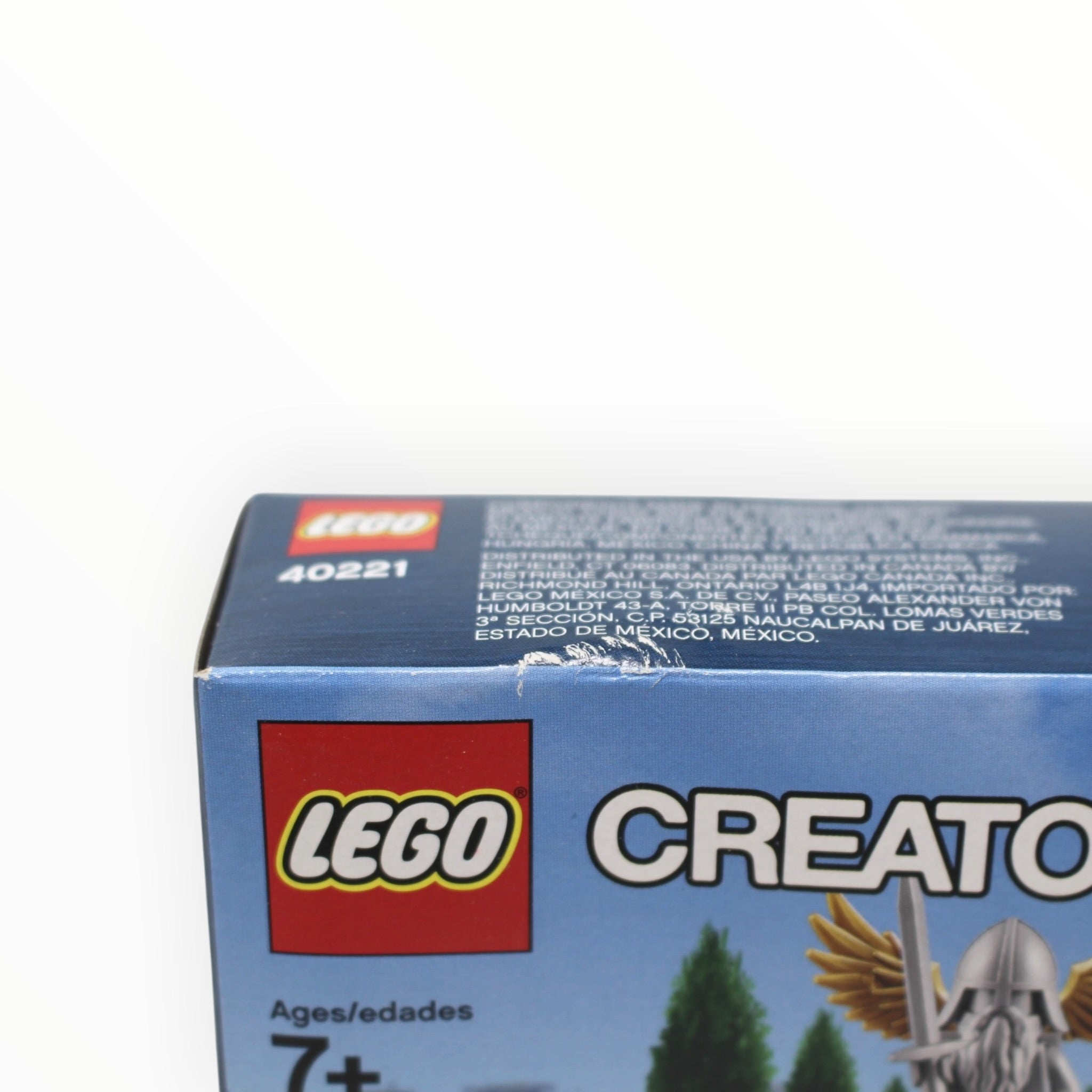 Retired Set 40221 Creator Fountain (slight box damage)