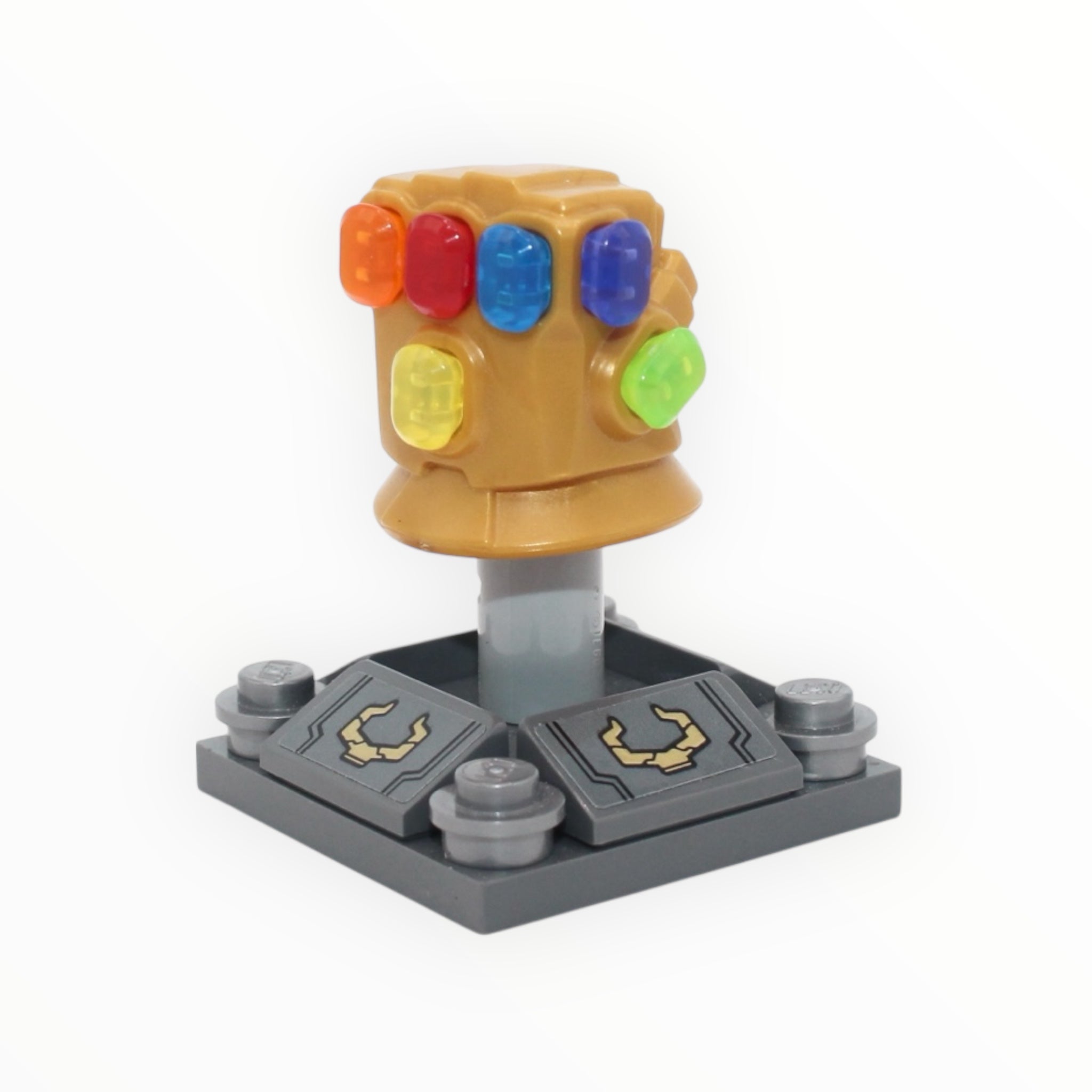 Infinity Gauntlet (complete, with stickered stand)