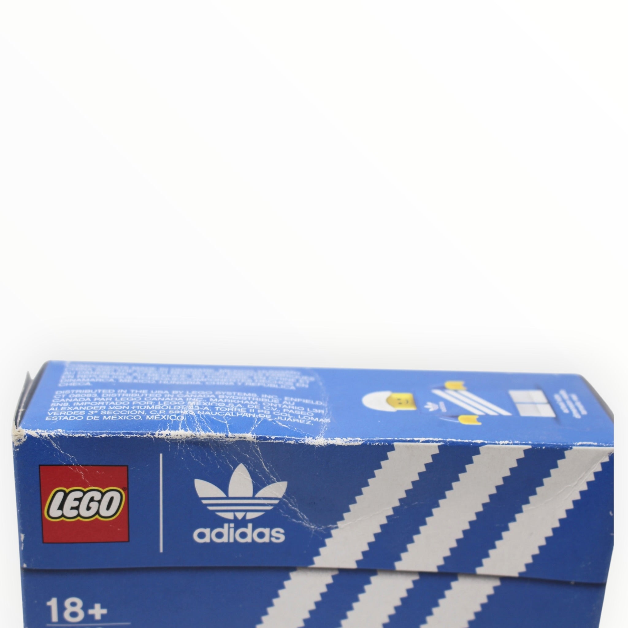 Retired Set 40486 LEGO Mini Adidas Originals Superstar (damaged box)