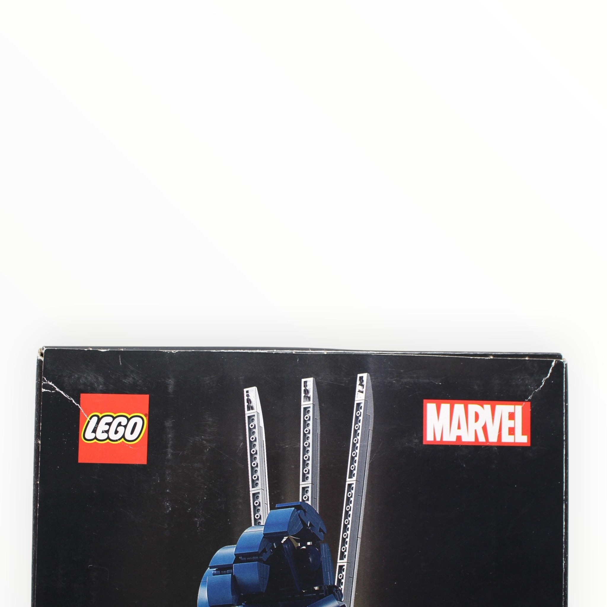 Retired Set 76250 Marvel Wolverine’s Adamantium Claws (some box damage)