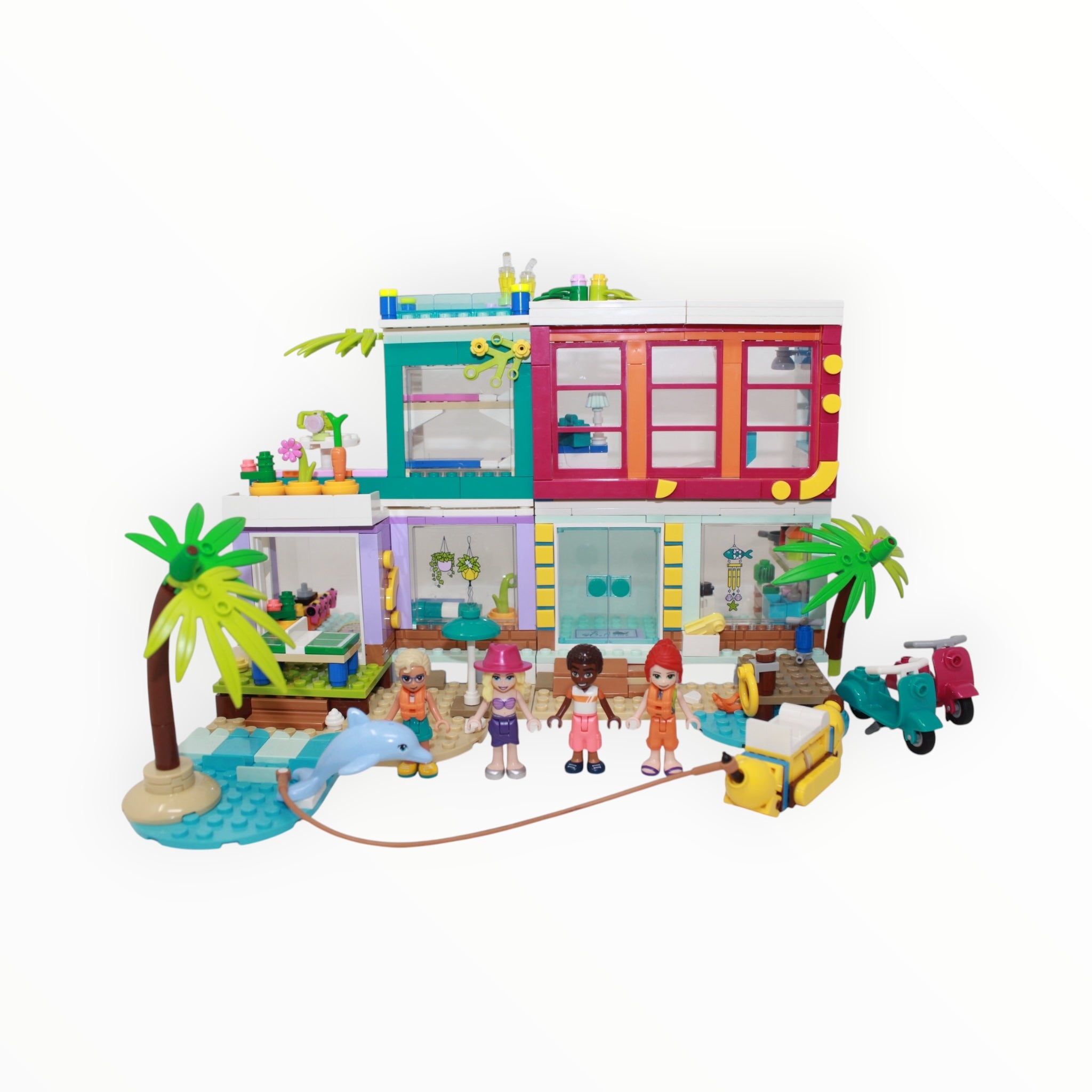 Used Set 41709 Friends Vacation Beach House