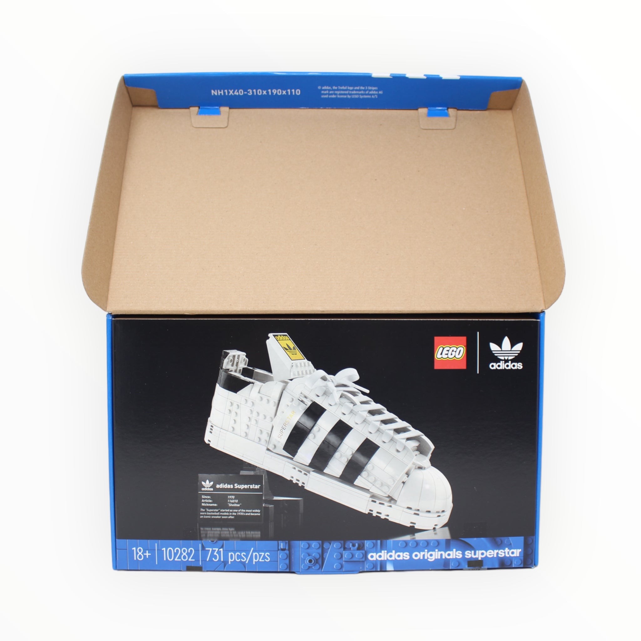 Retired Set 10282 LEGO adidas Originals Superstar